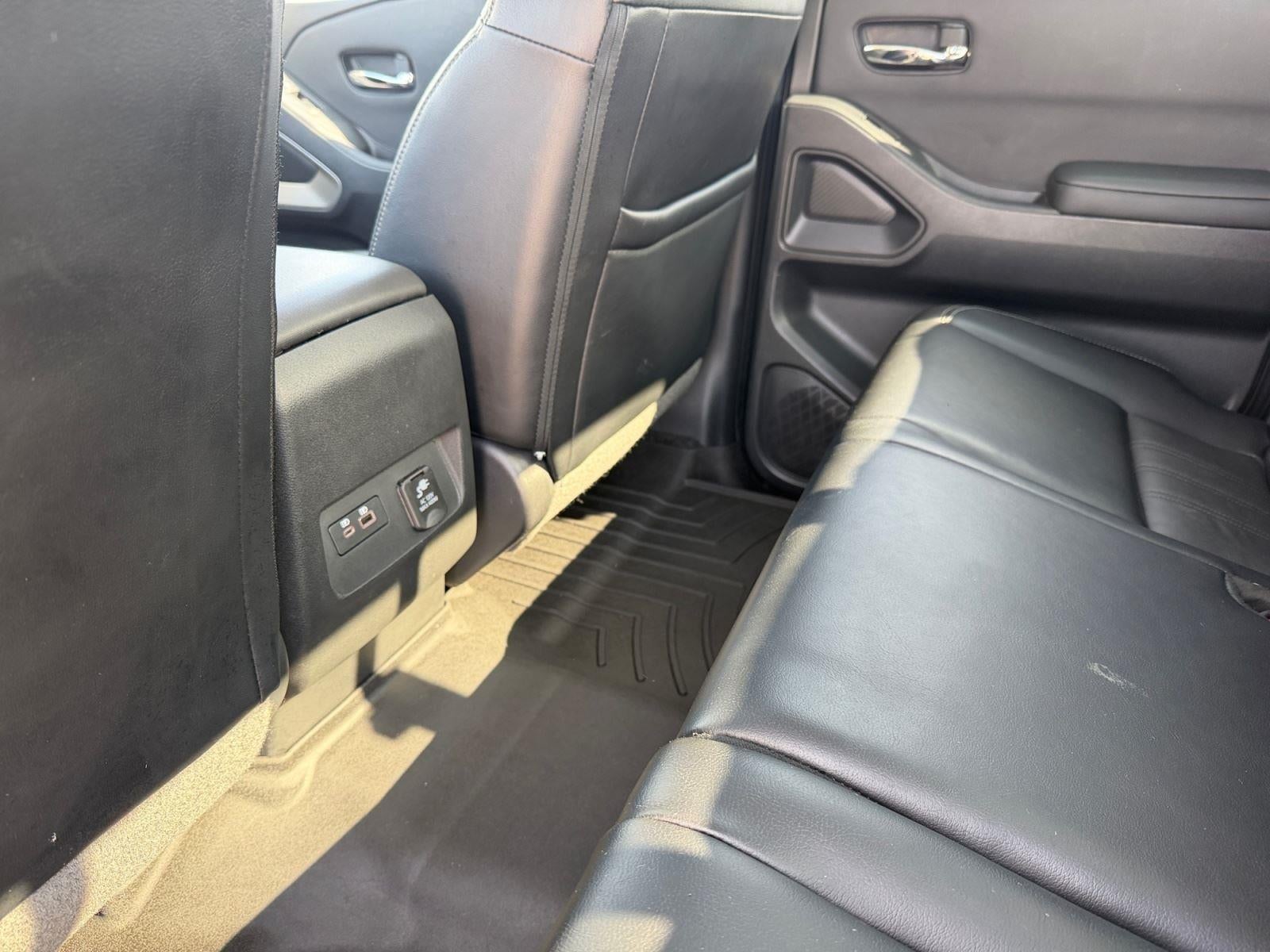 2024 Nissan Frontier SL