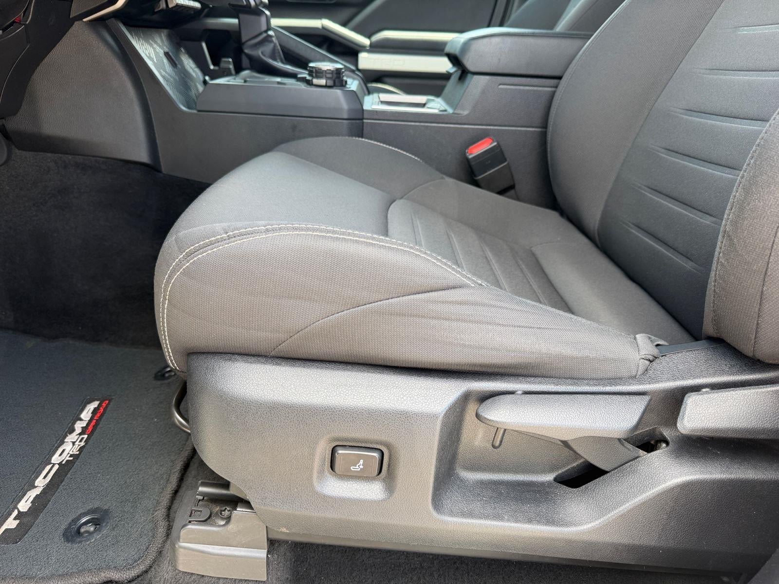 2024 Toyota TACOMA Base