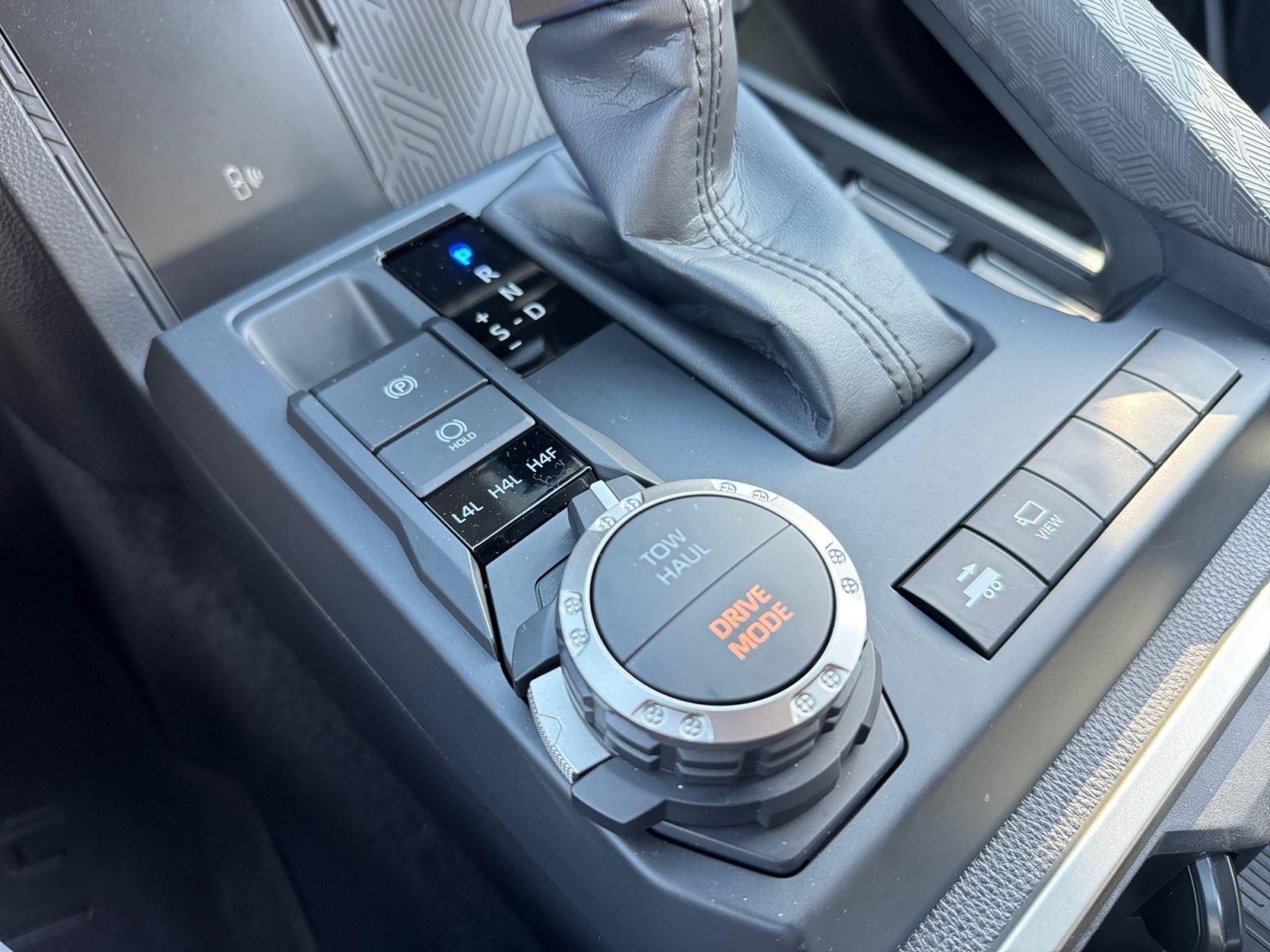 2025 Toyota Tacoma Limited HV