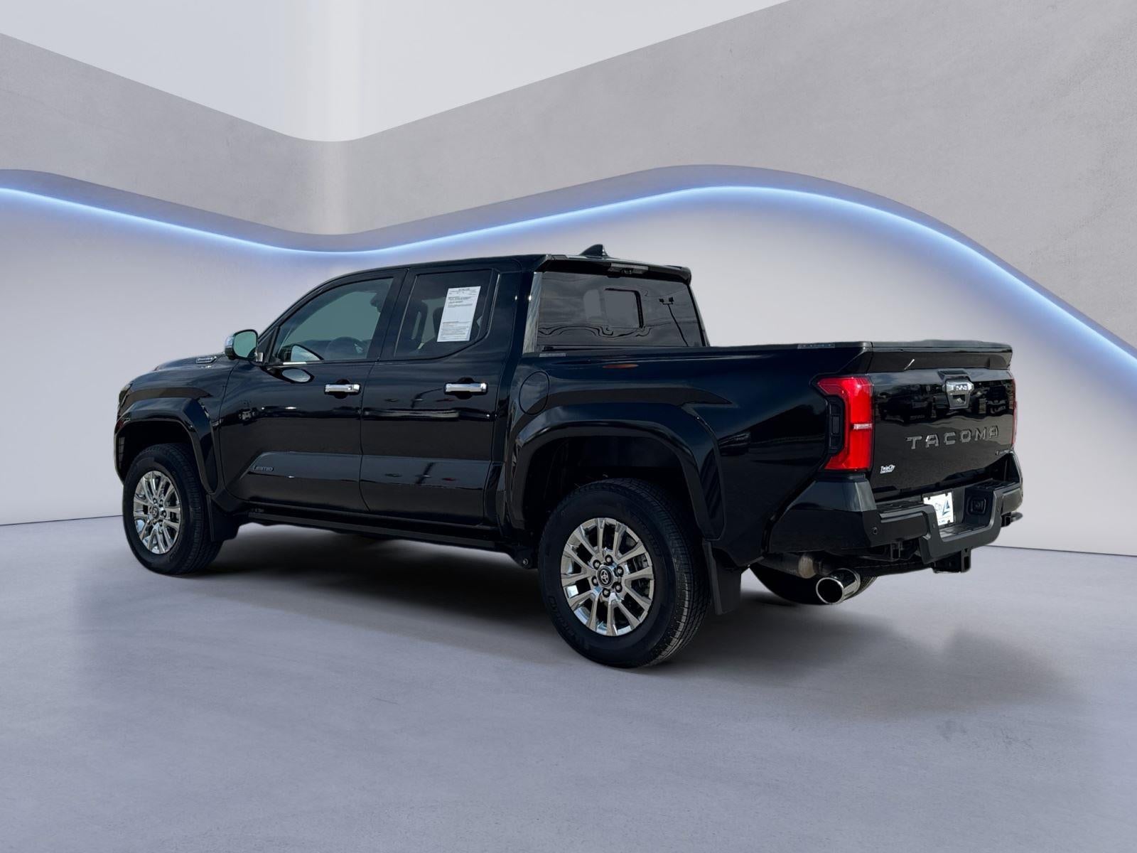 2025 Toyota Tacoma Limited HV