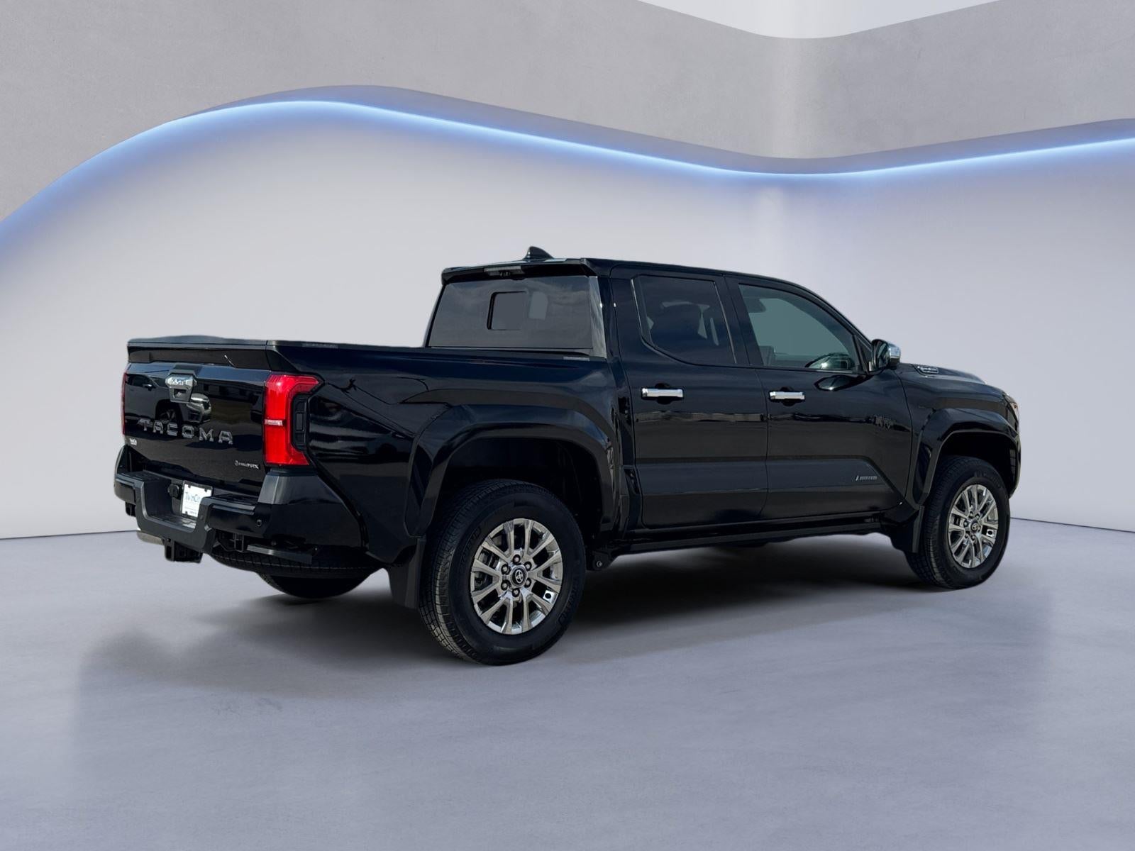 2025 Toyota Tacoma Limited HV