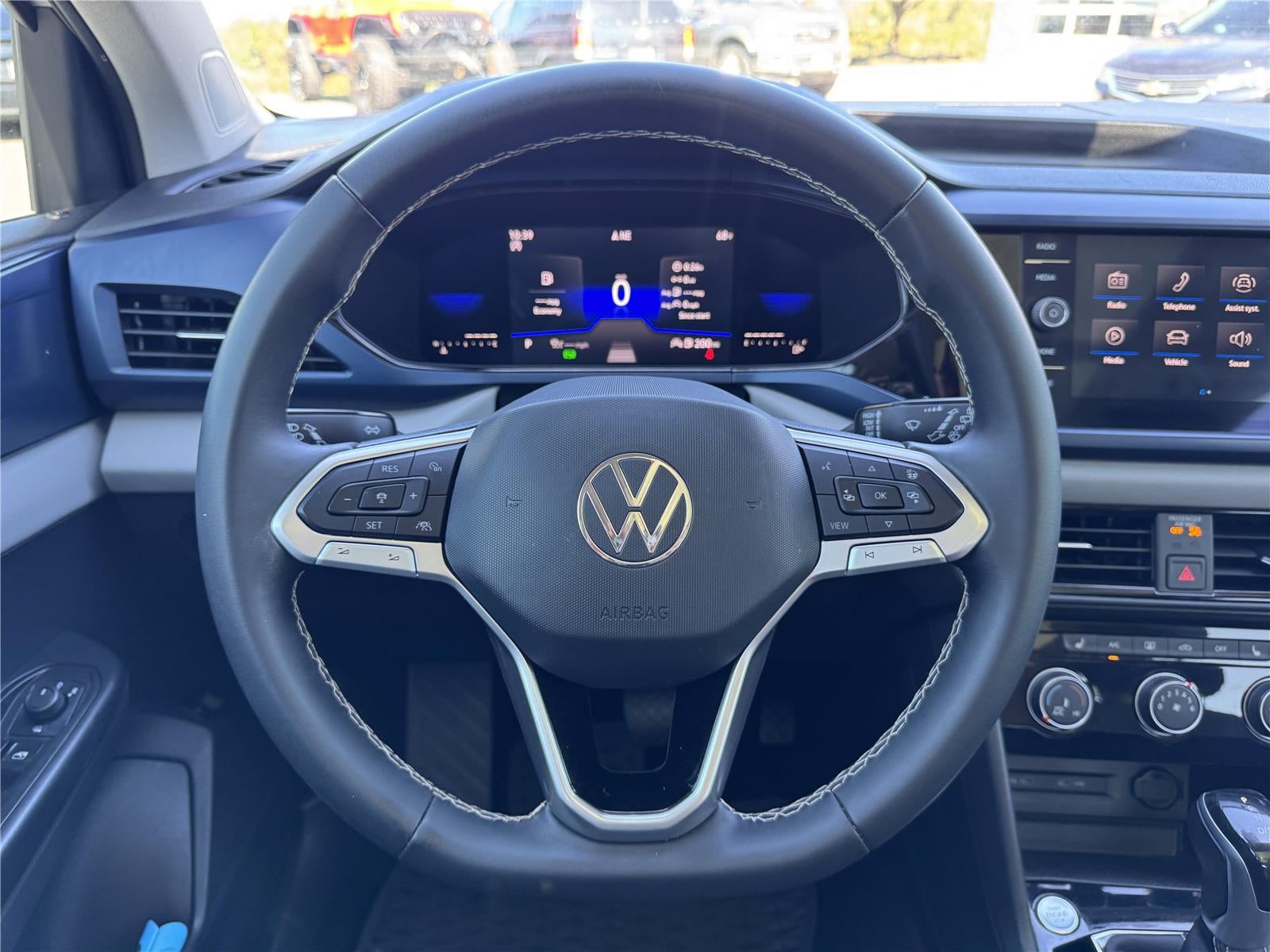 2023 Volkswagen Taos SE
