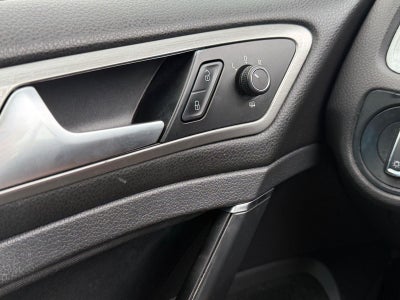2016 Volkswagen Golf SportWagen TSI S