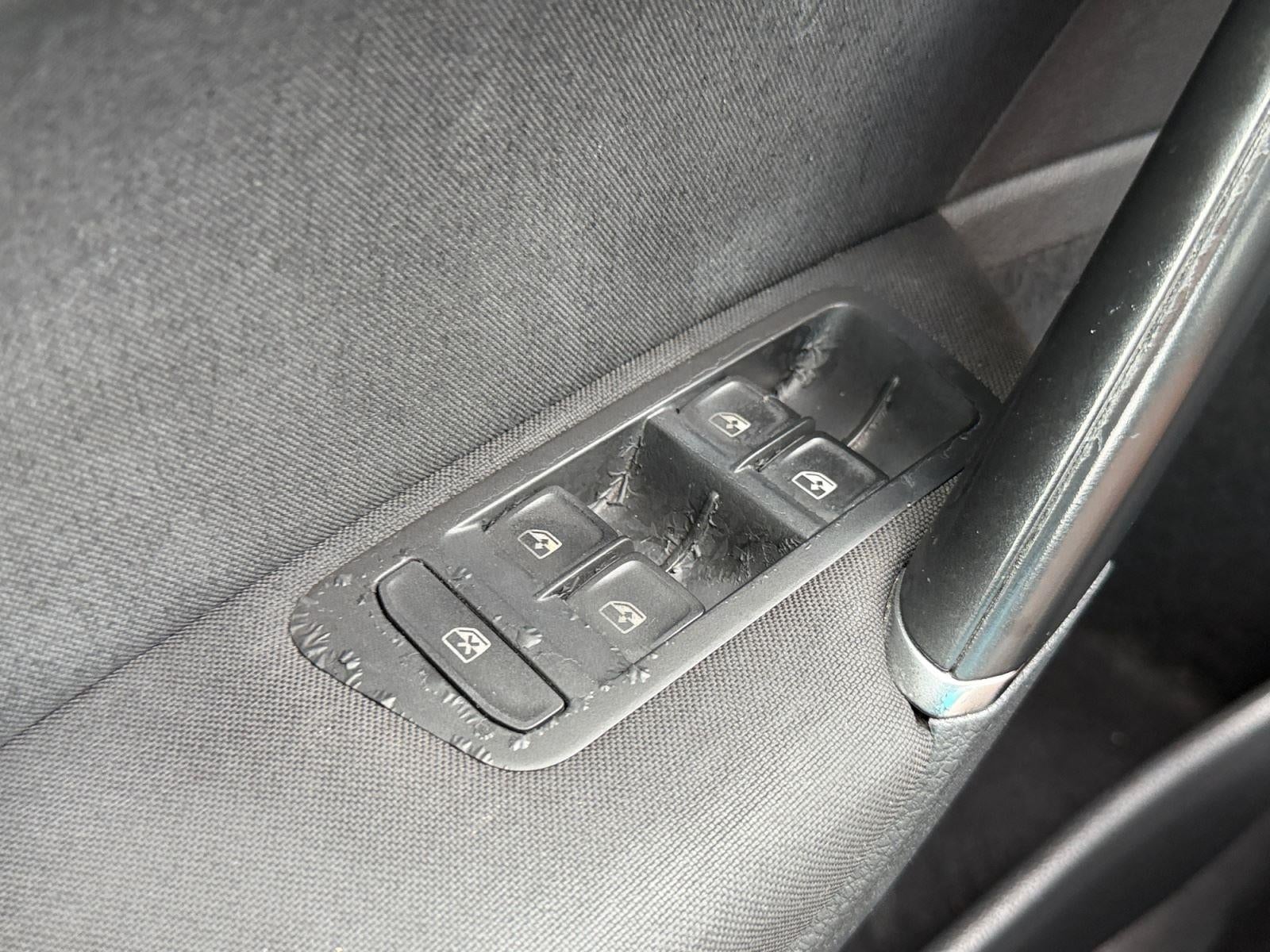 2016 Volkswagen Golf SportWagen TSI S