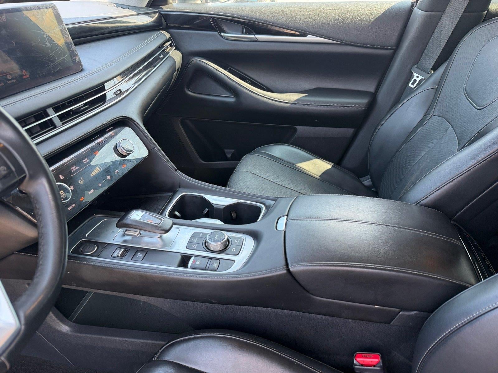 2025 INFINITI QX60 PURE