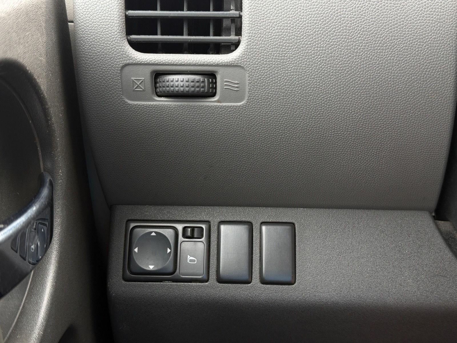 2011 Nissan Xterra S