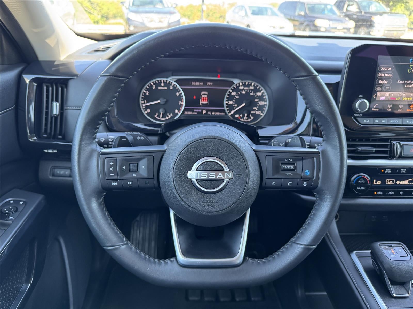 2024 Nissan Pathfinder SV