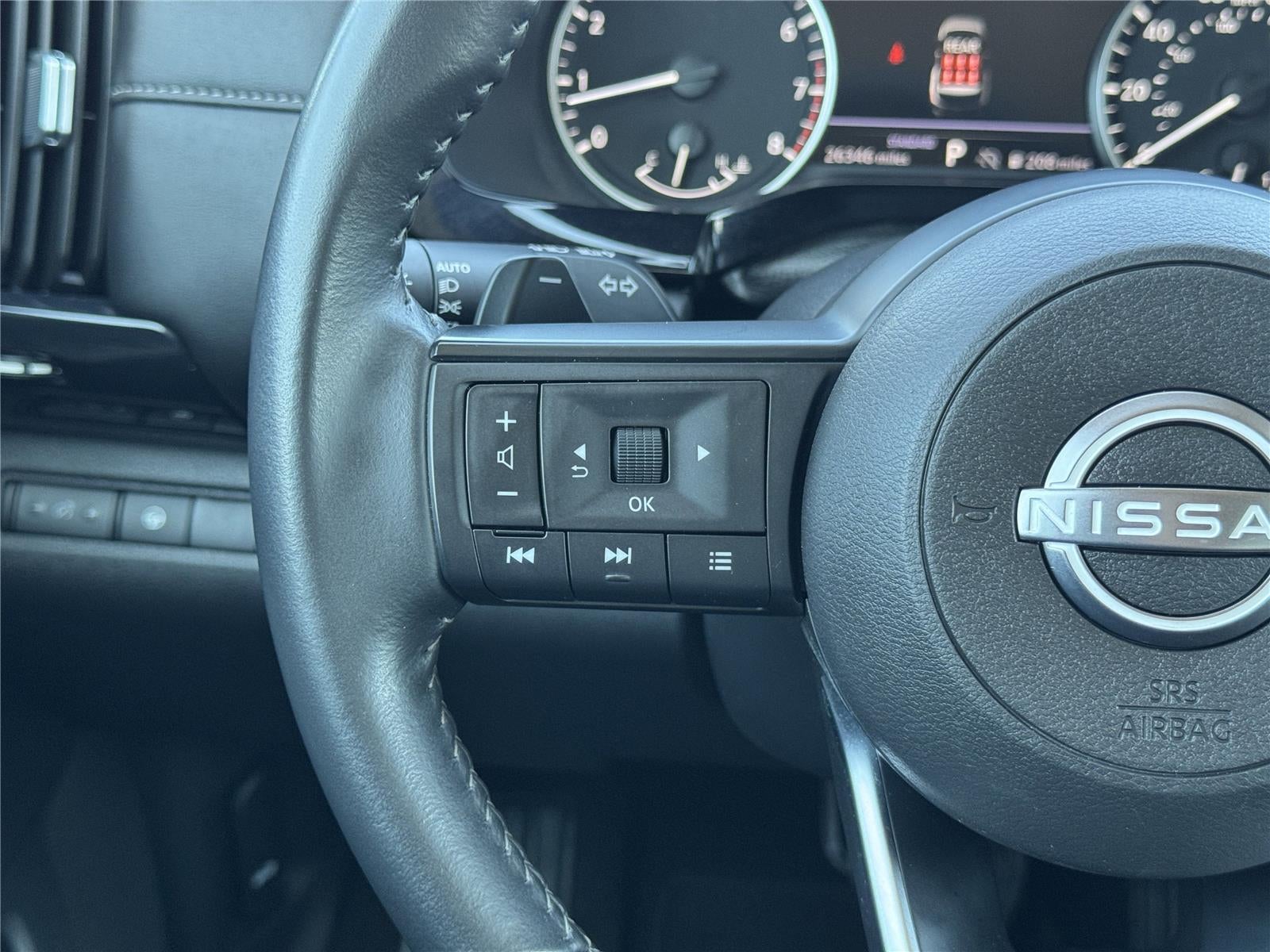 2024 Nissan Pathfinder SV