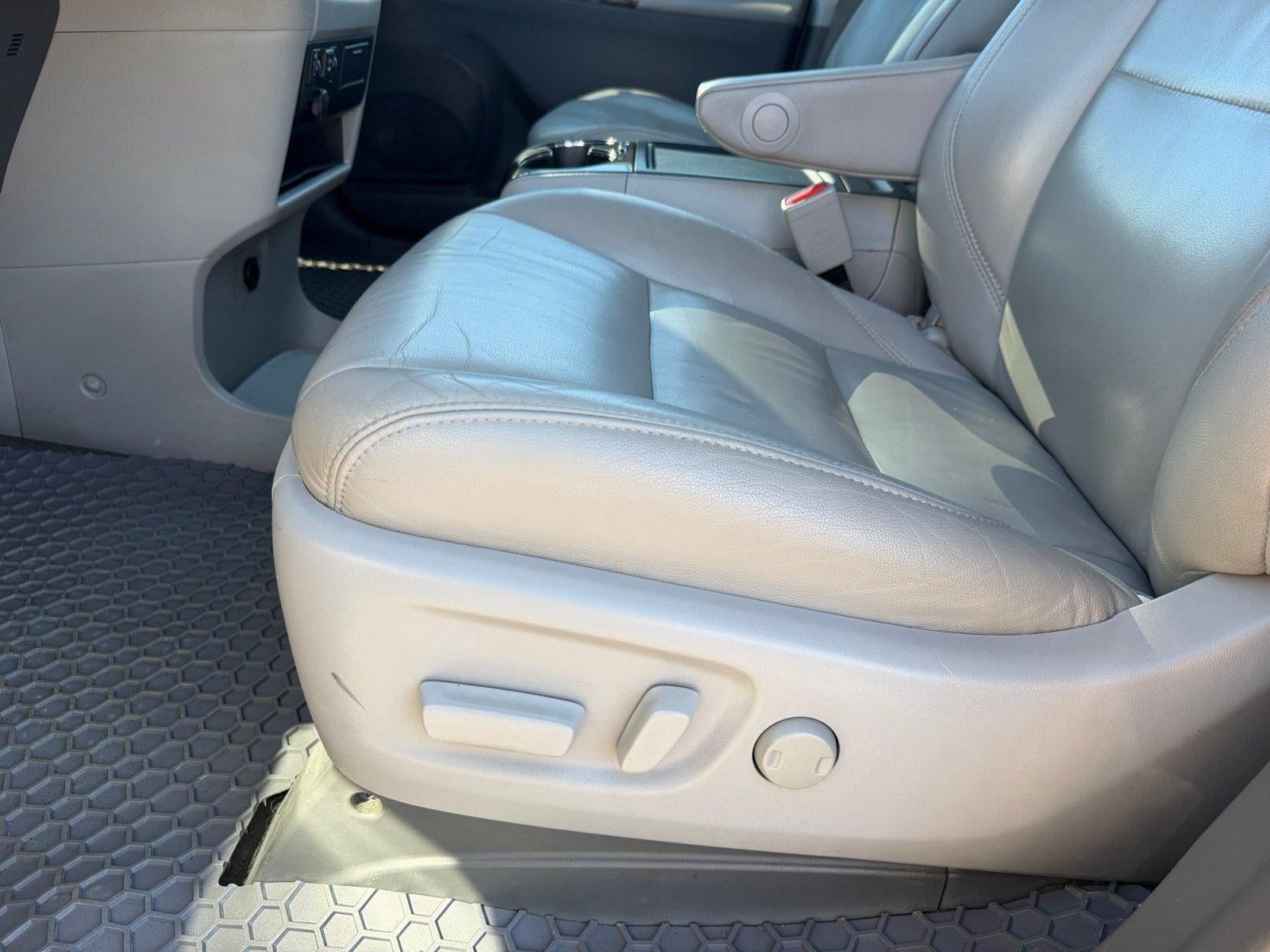 2018 Toyota Sienna XLE 8-Passenger