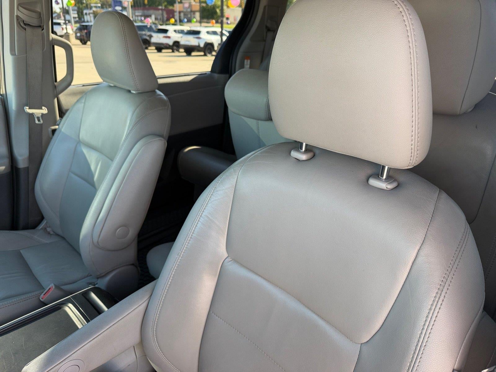 2018 Toyota Sienna XLE 8-Passenger