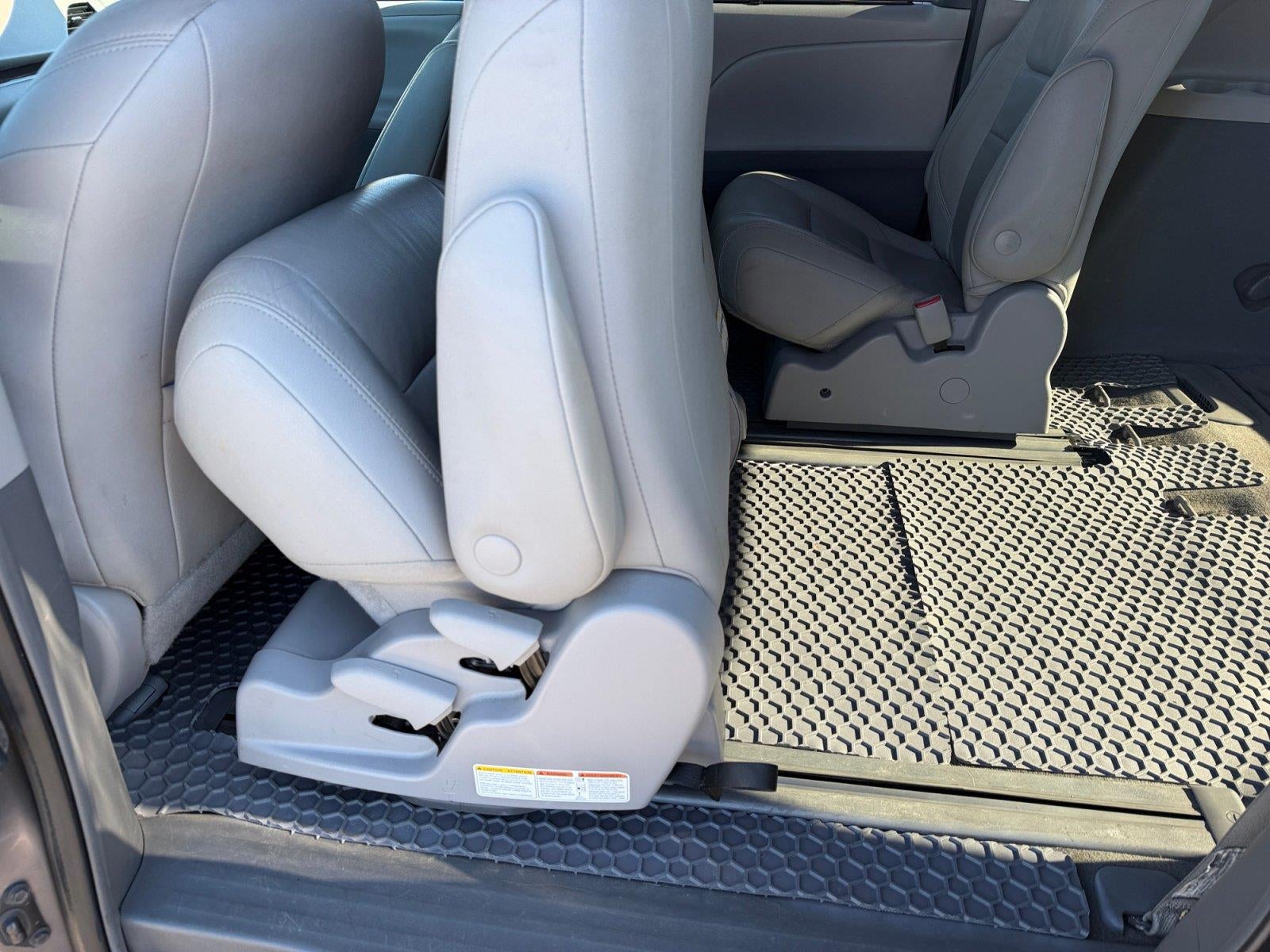 2018 Toyota Sienna XLE 8-Passenger