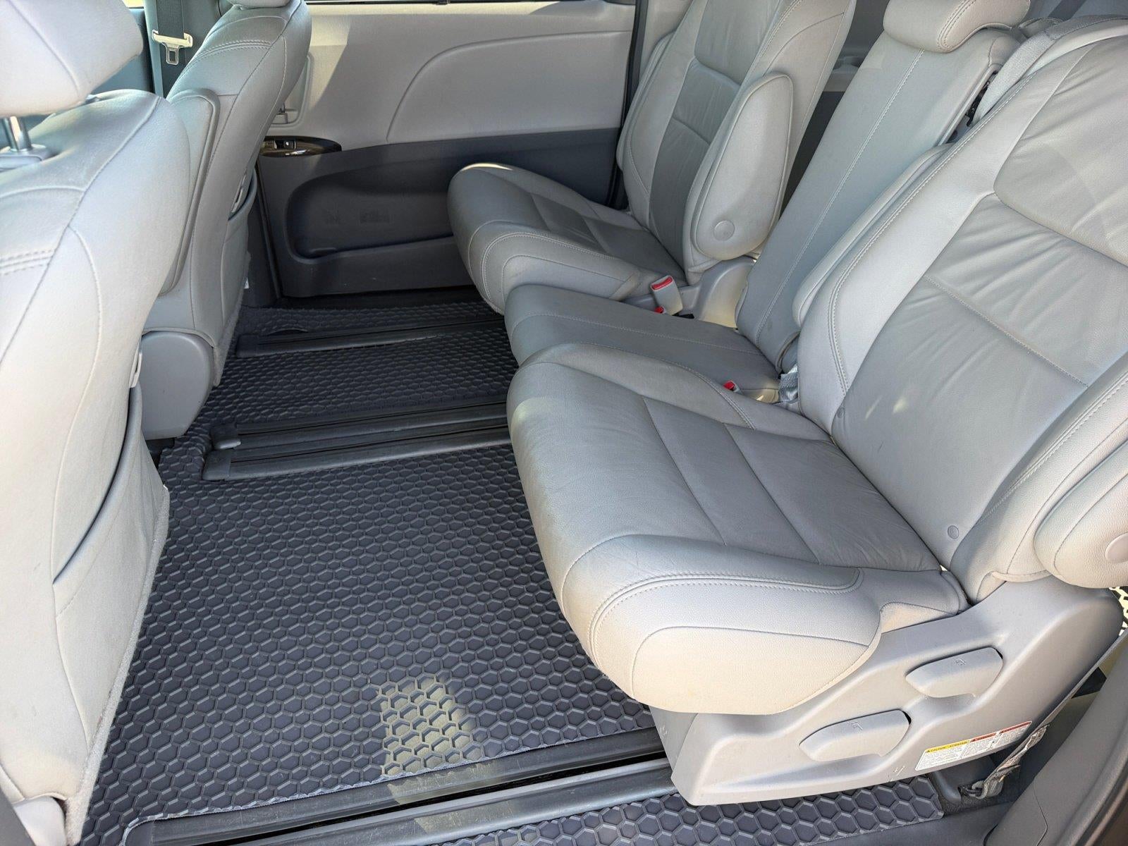 2018 Toyota Sienna XLE 8-Passenger
