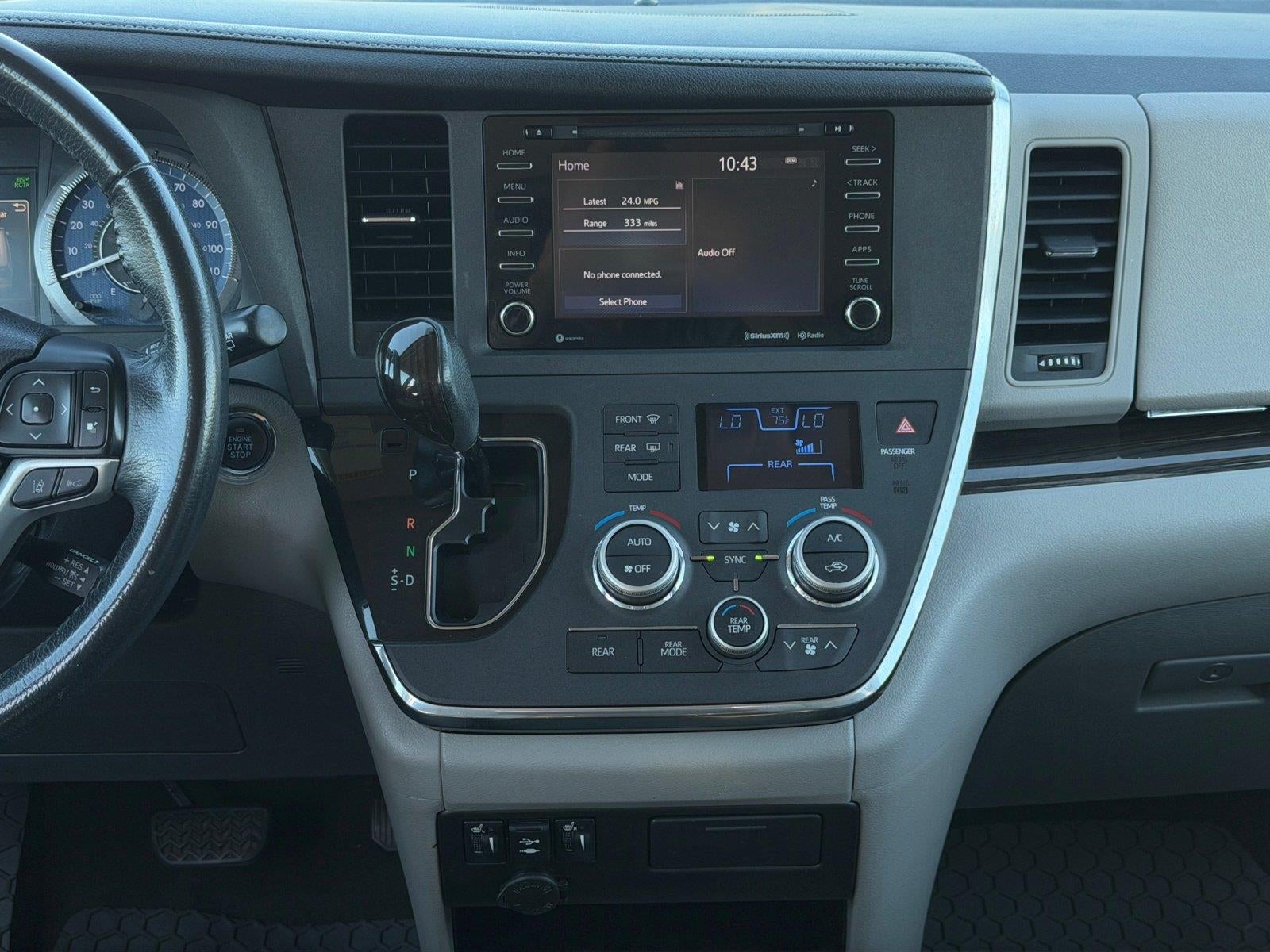 2018 Toyota Sienna XLE 8-Passenger