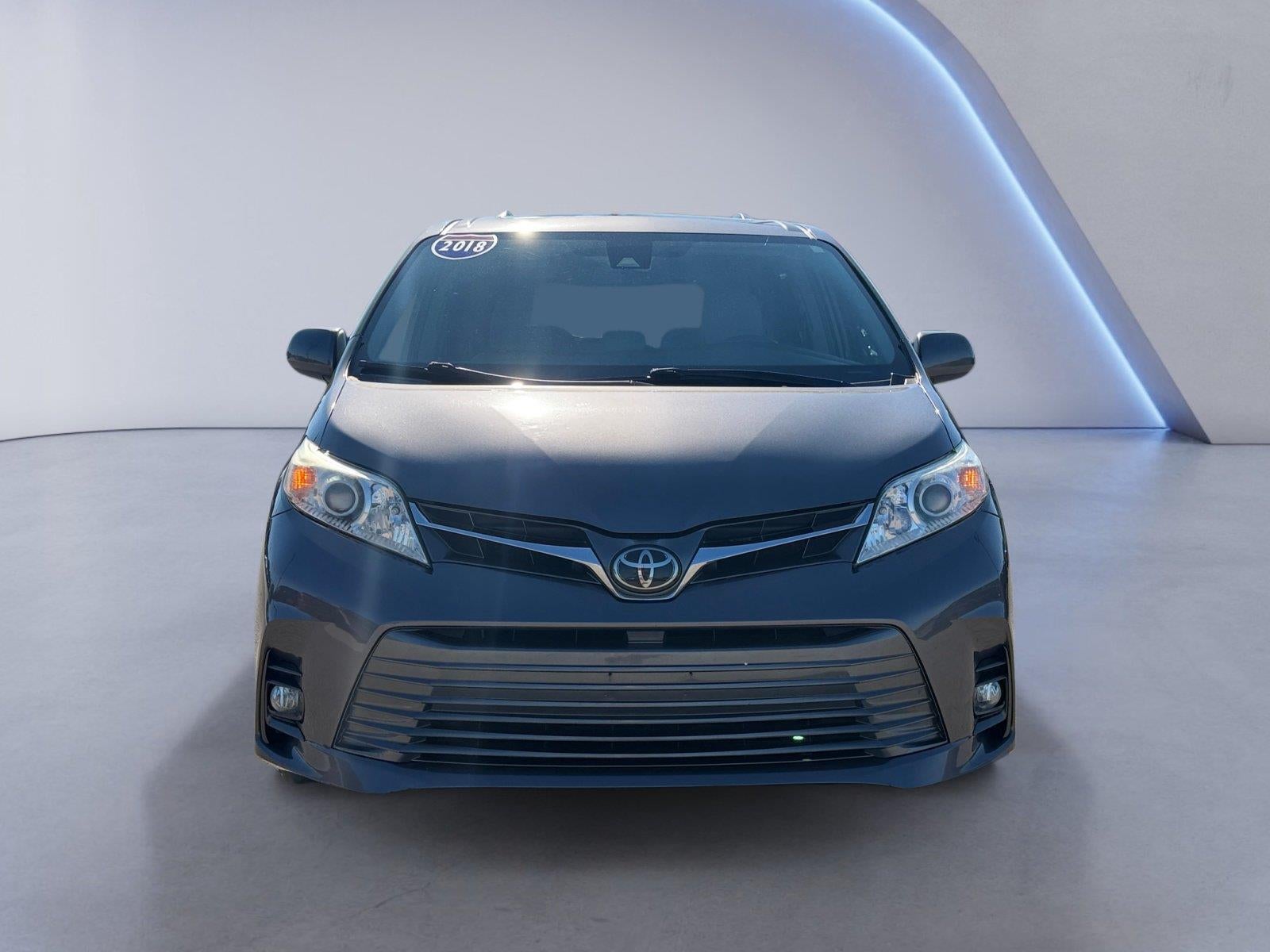 2018 Toyota Sienna XLE 8-Passenger