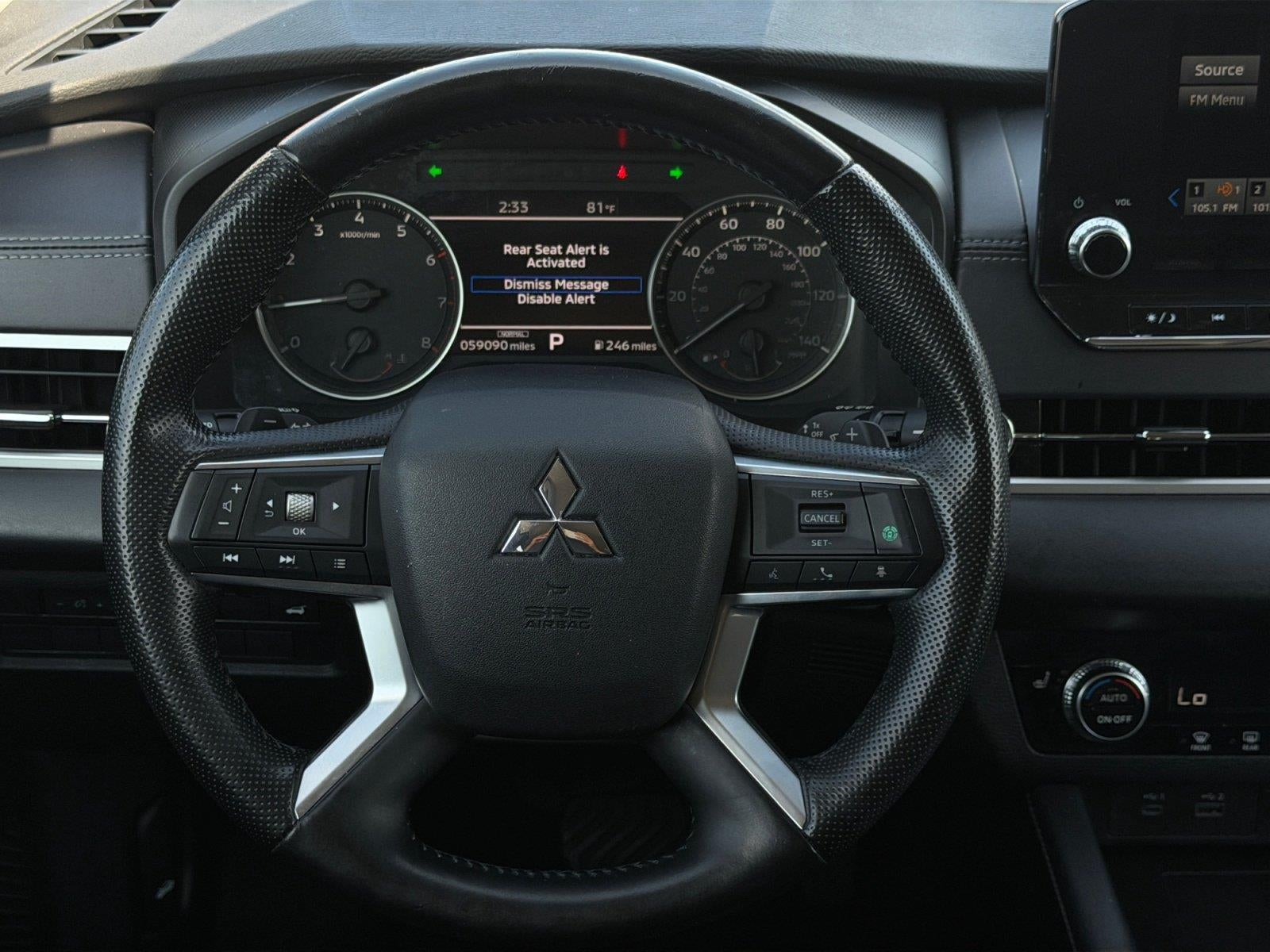 2024 Mitsubishi OUTLANDER Base
