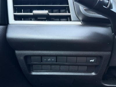 2024 Mitsubishi OUTLANDER Base