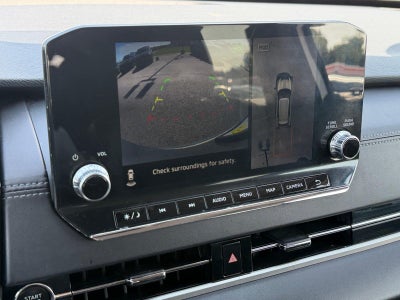 2024 Mitsubishi OUTLANDER Base