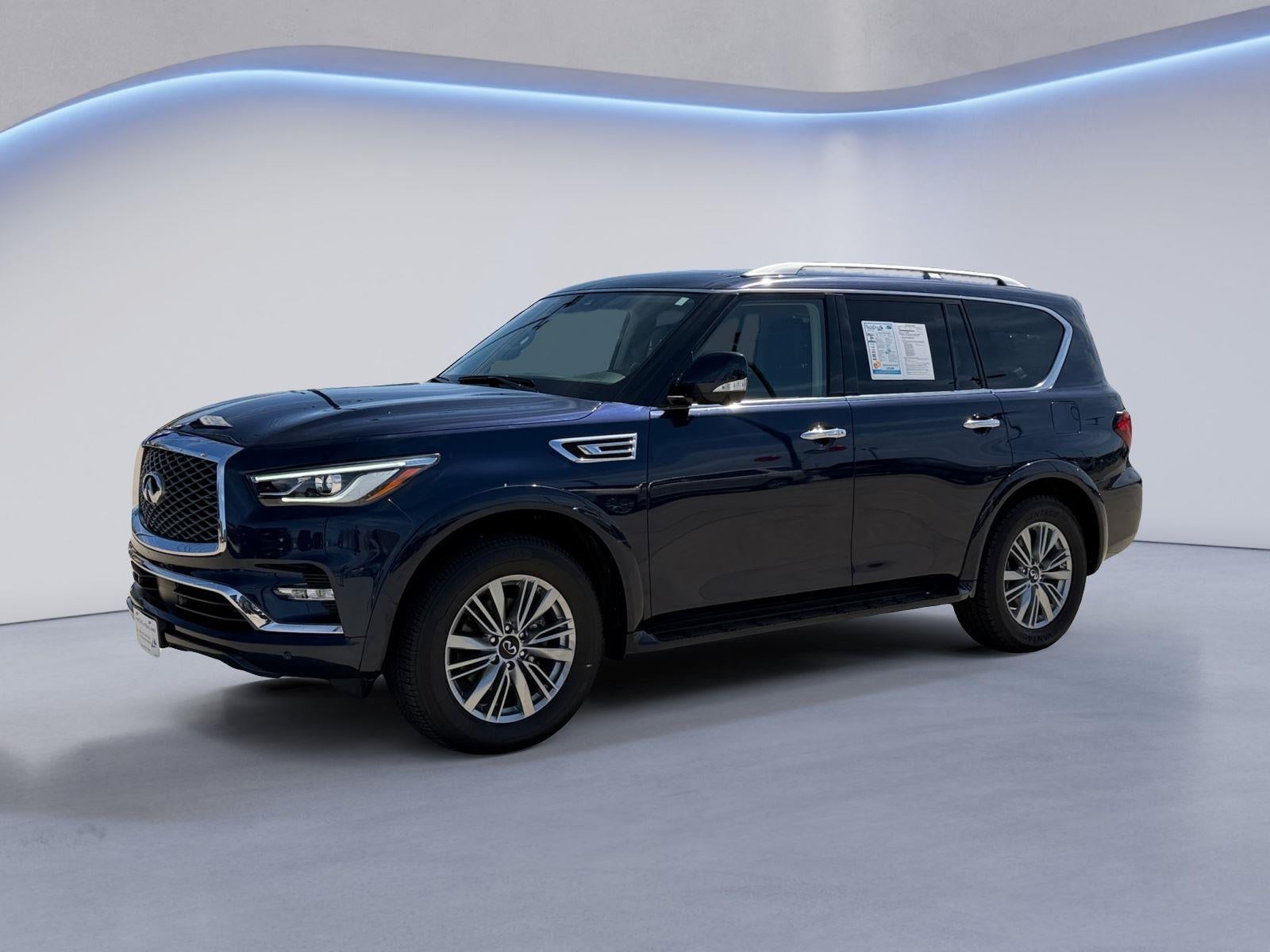 2024 INFINITI QX80 LUXE