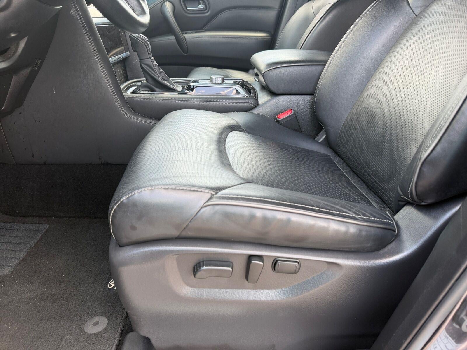 2024 INFINITI QX80 LUXE