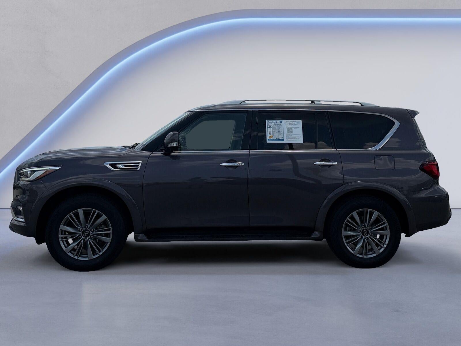 2024 INFINITI QX80 LUXE