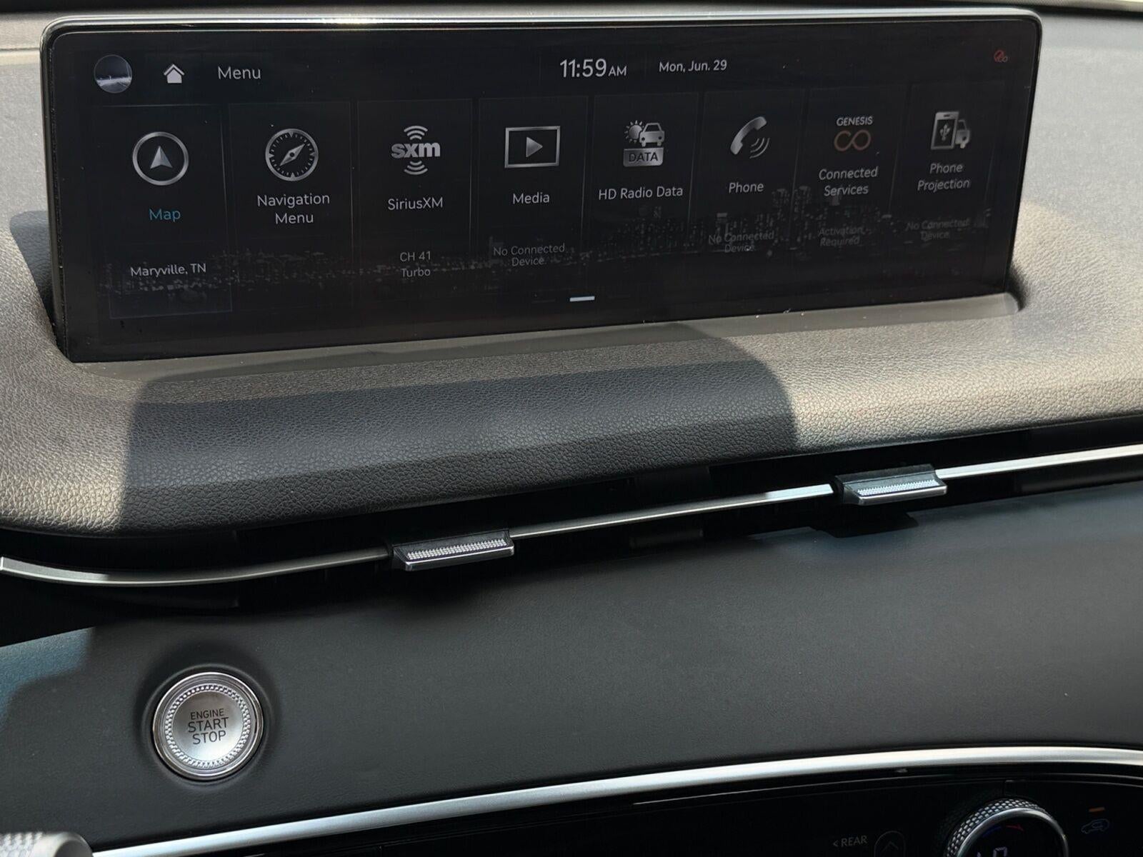 2025 Genesis GV70 2.5T