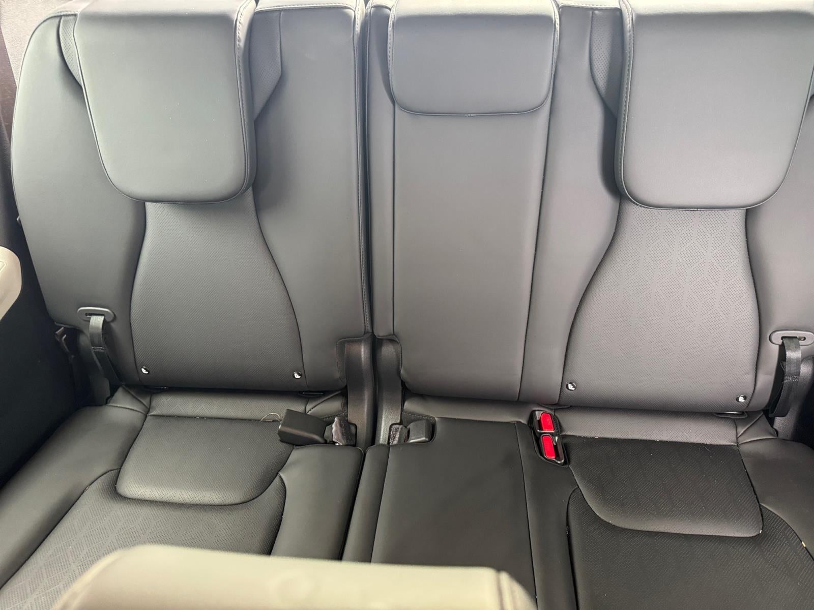 2023 Kia Carnival LX