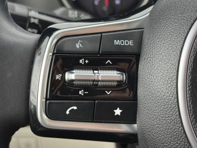 2023 Kia Carnival LX