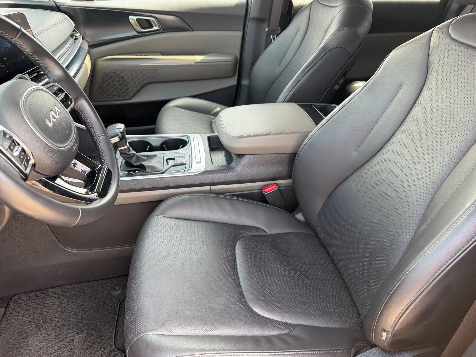 2025 Kia Carnival LXS