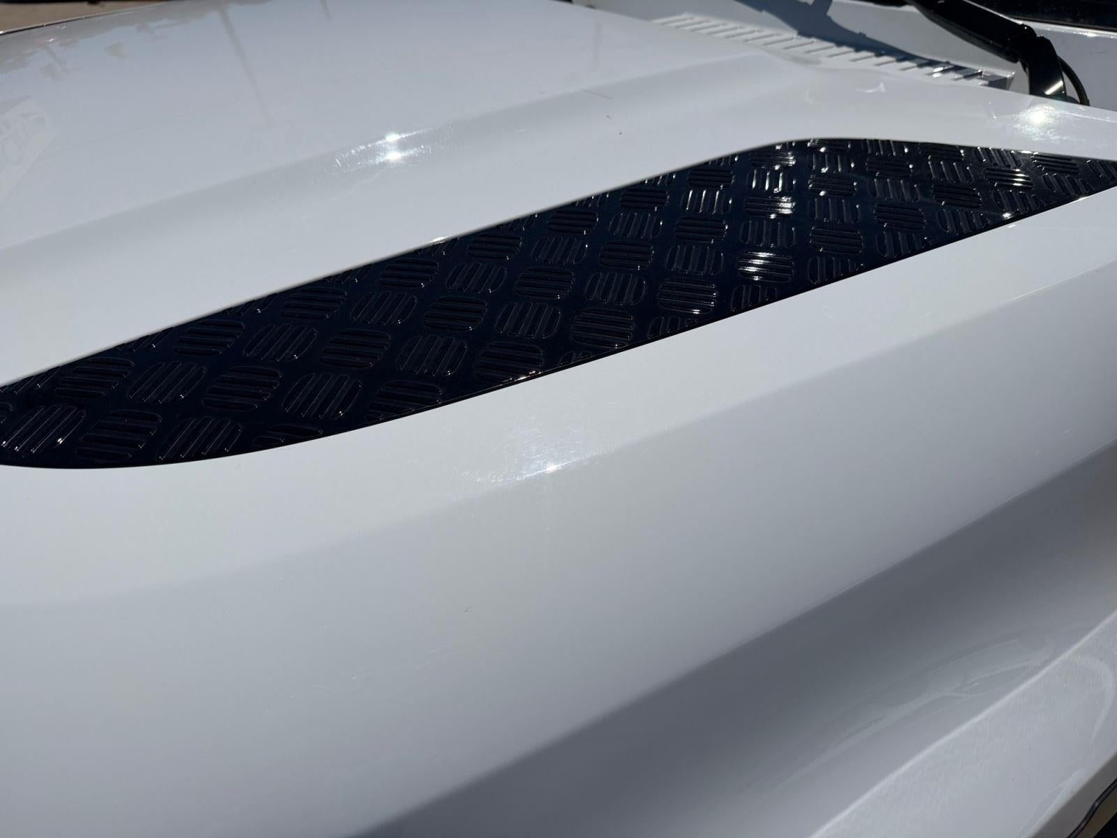 2025 Land Rover Defender S