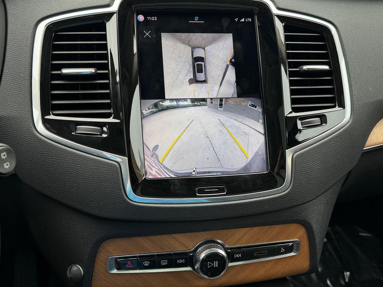 2024 Volvo XC90 Plus Bright Theme