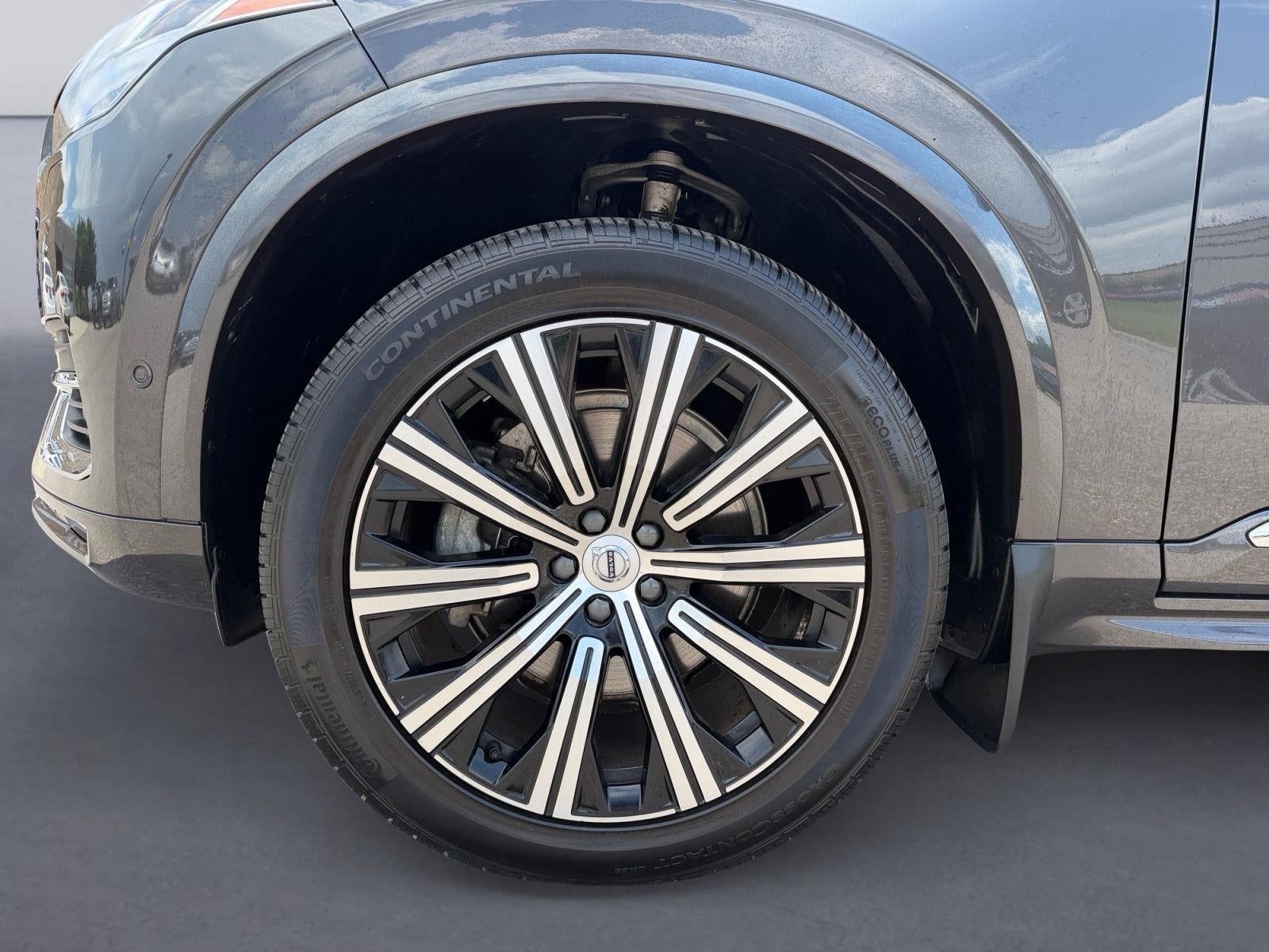 2024 Volvo XC90 Plus Bright Theme