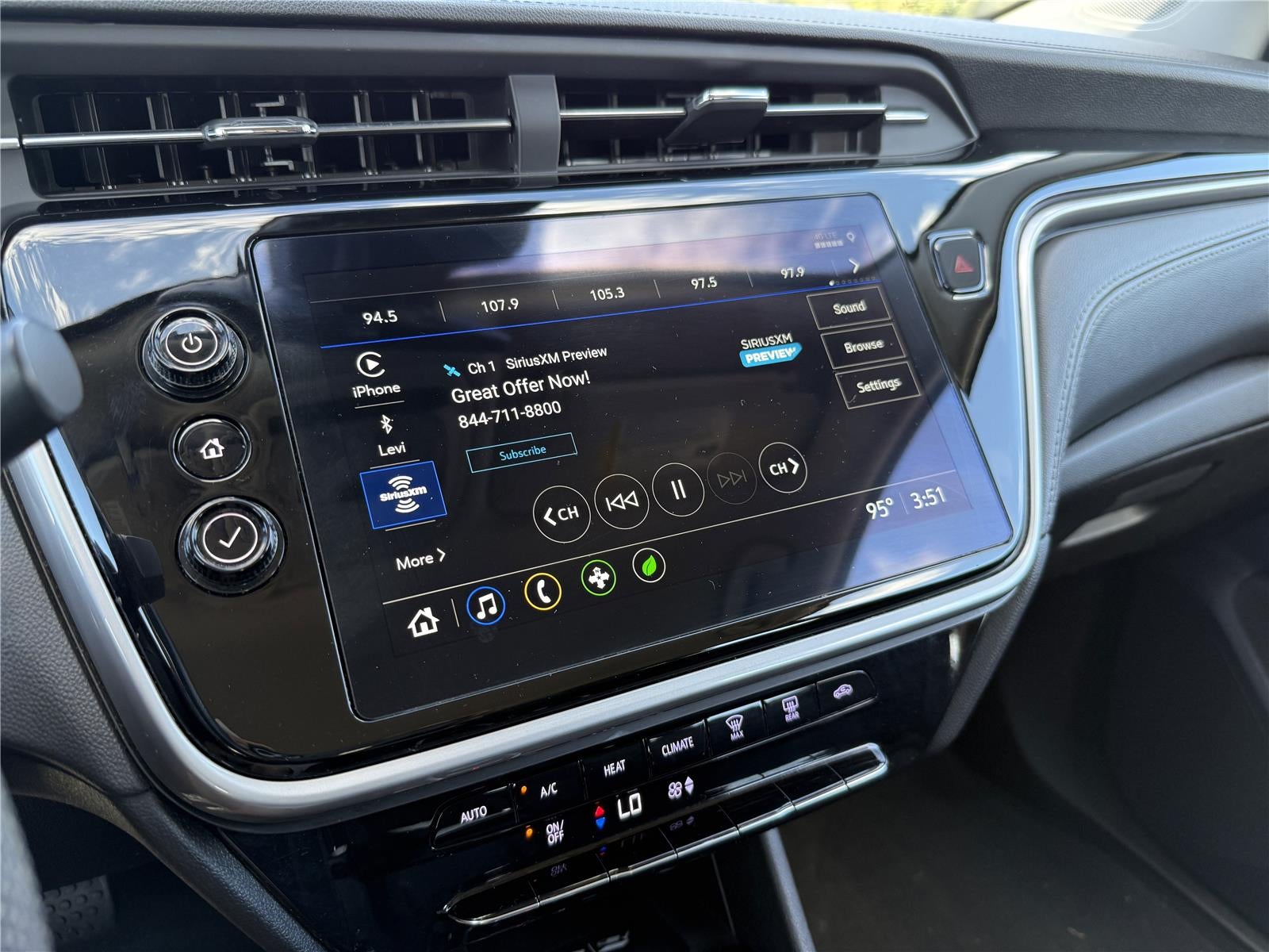 2023 Chevrolet Bolt EUV LT