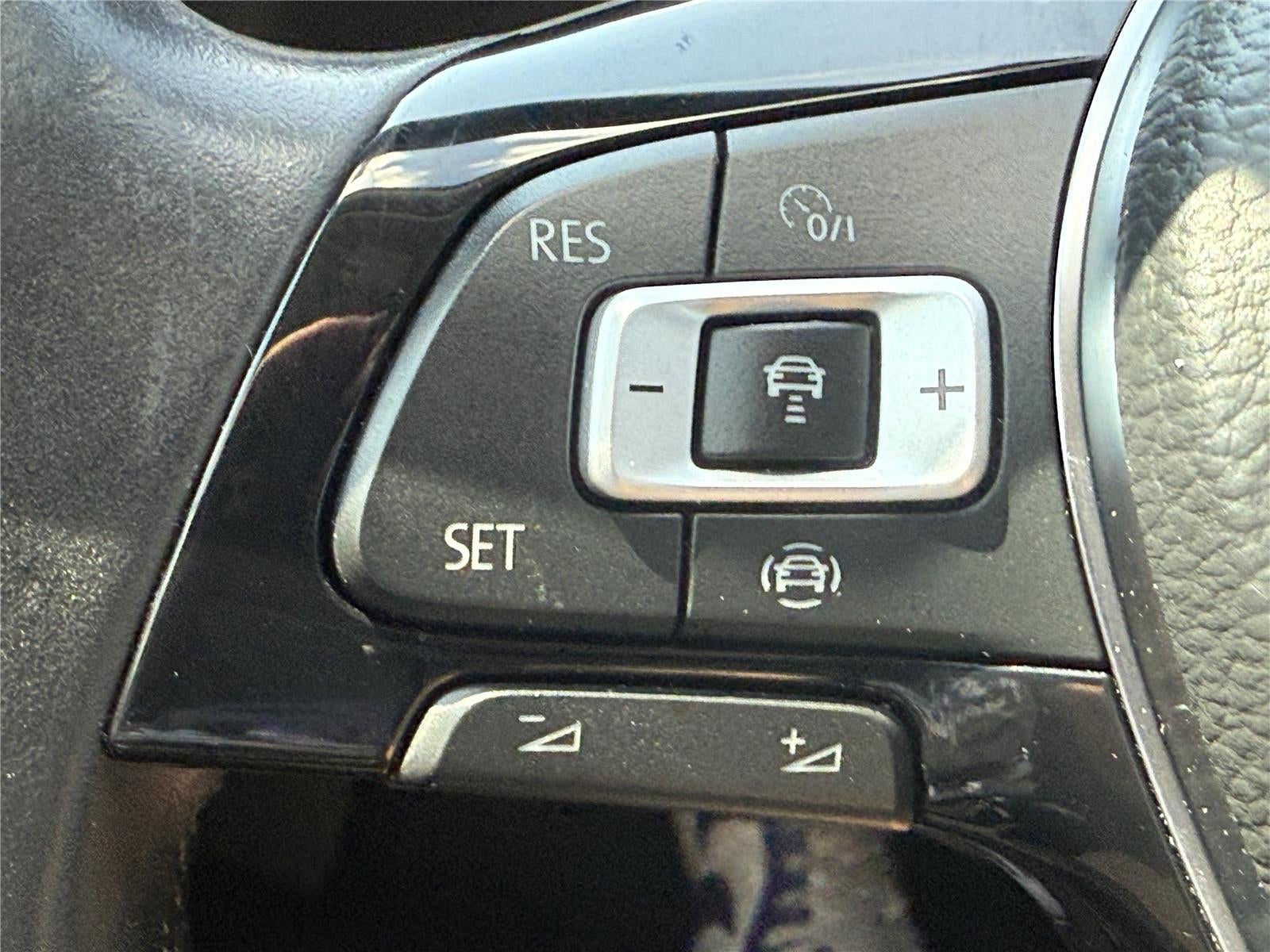 2020 Volkswagen Atlas 3.6L V6 SEL Premium