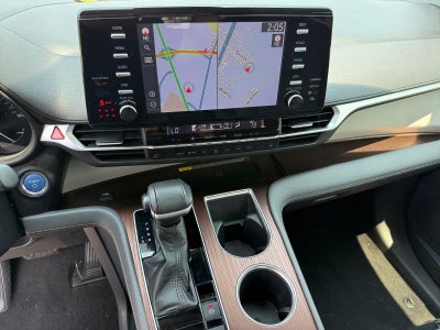 2021 Toyota Sienna XLE