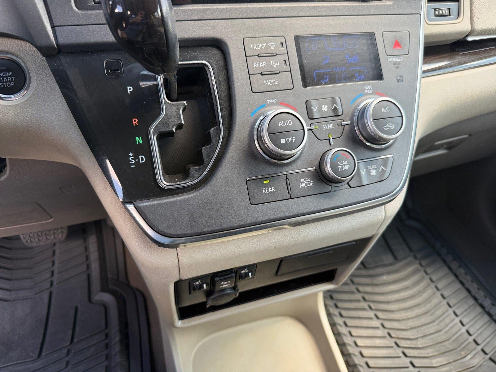 2019 Toyota Sienna XLE 8-Passenger