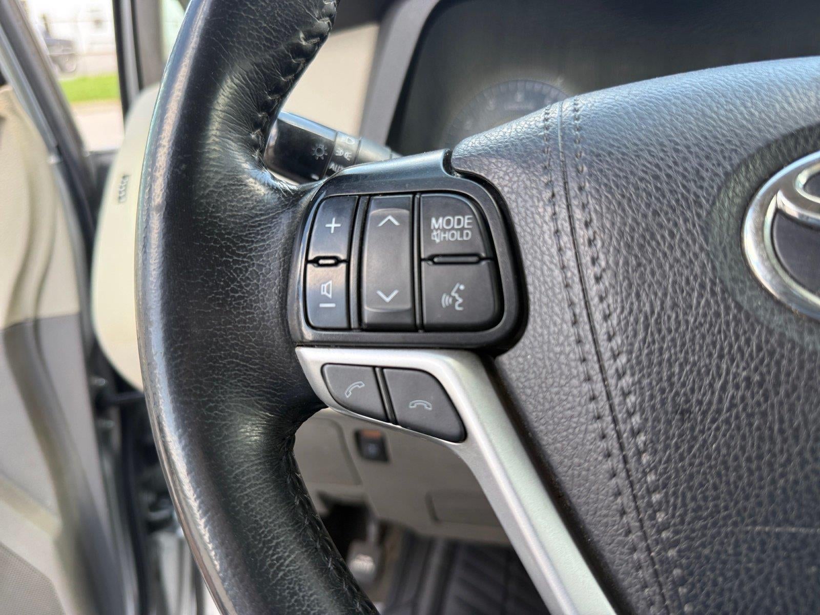 2019 Toyota Sienna XLE 8-Passenger
