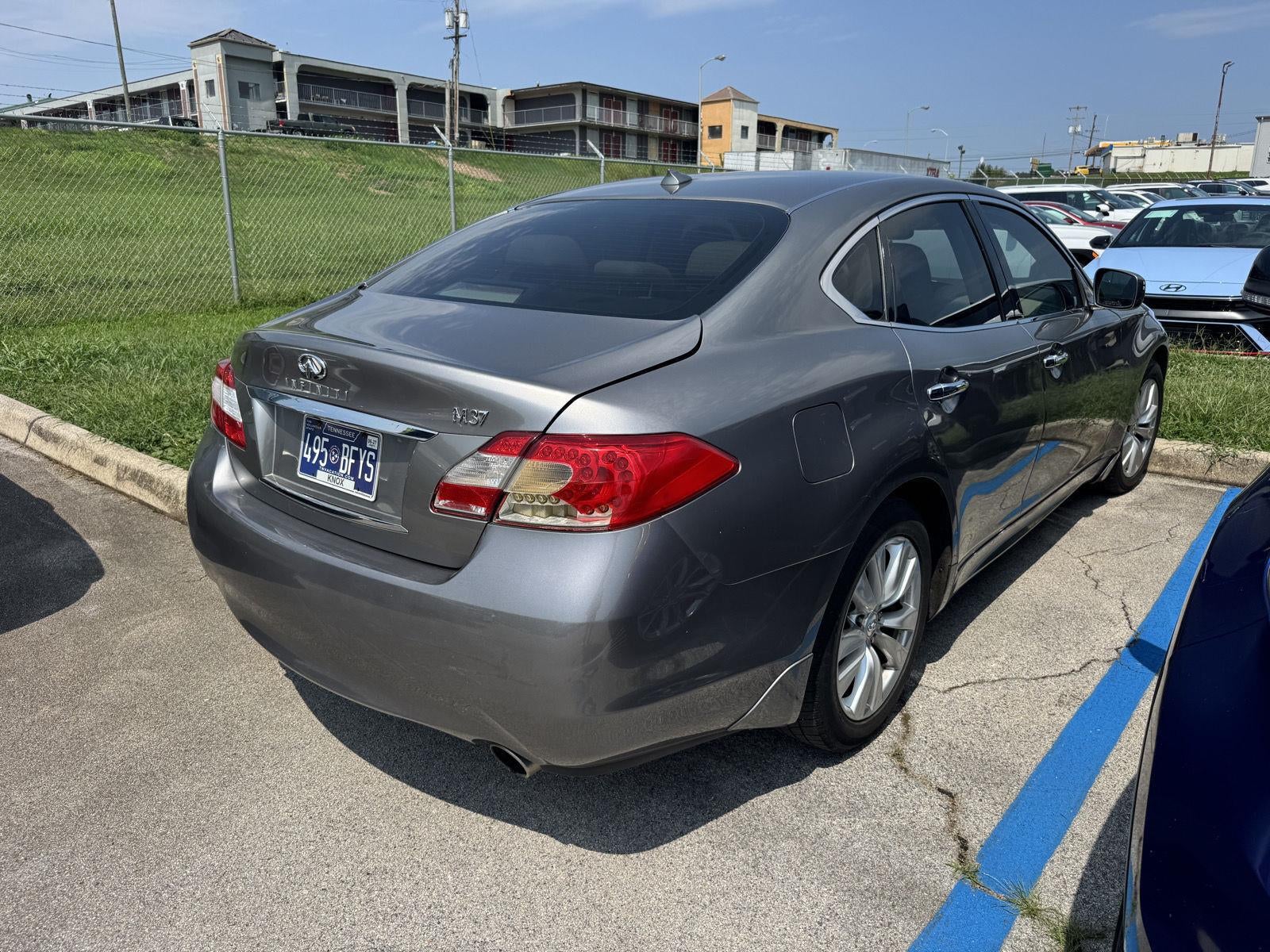 2011 INFINITI M37 4dr Sdn RWD