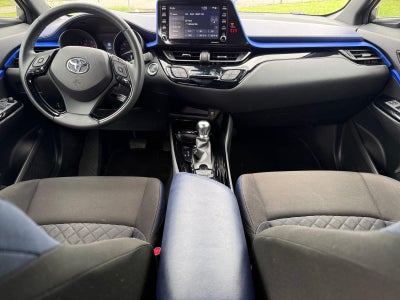 2021 Toyota C-HR XLE