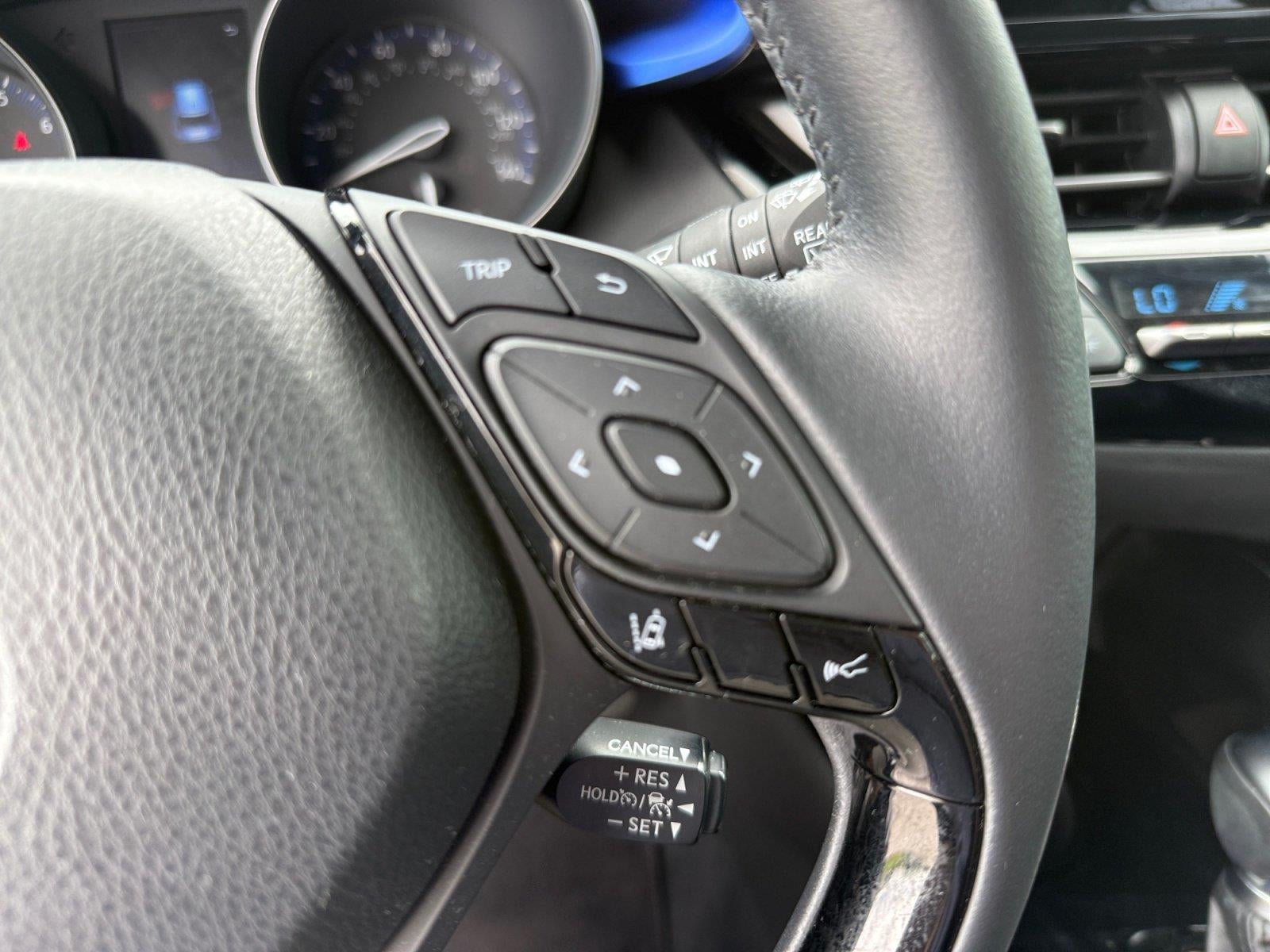 2021 Toyota C-HR XLE