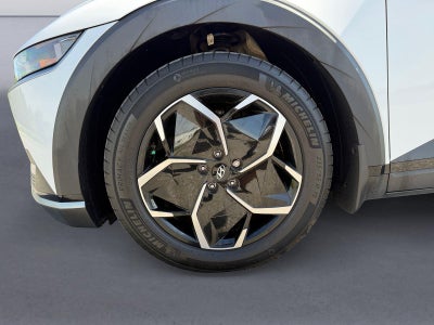 2024 Hyundai IONIQ 5 SE