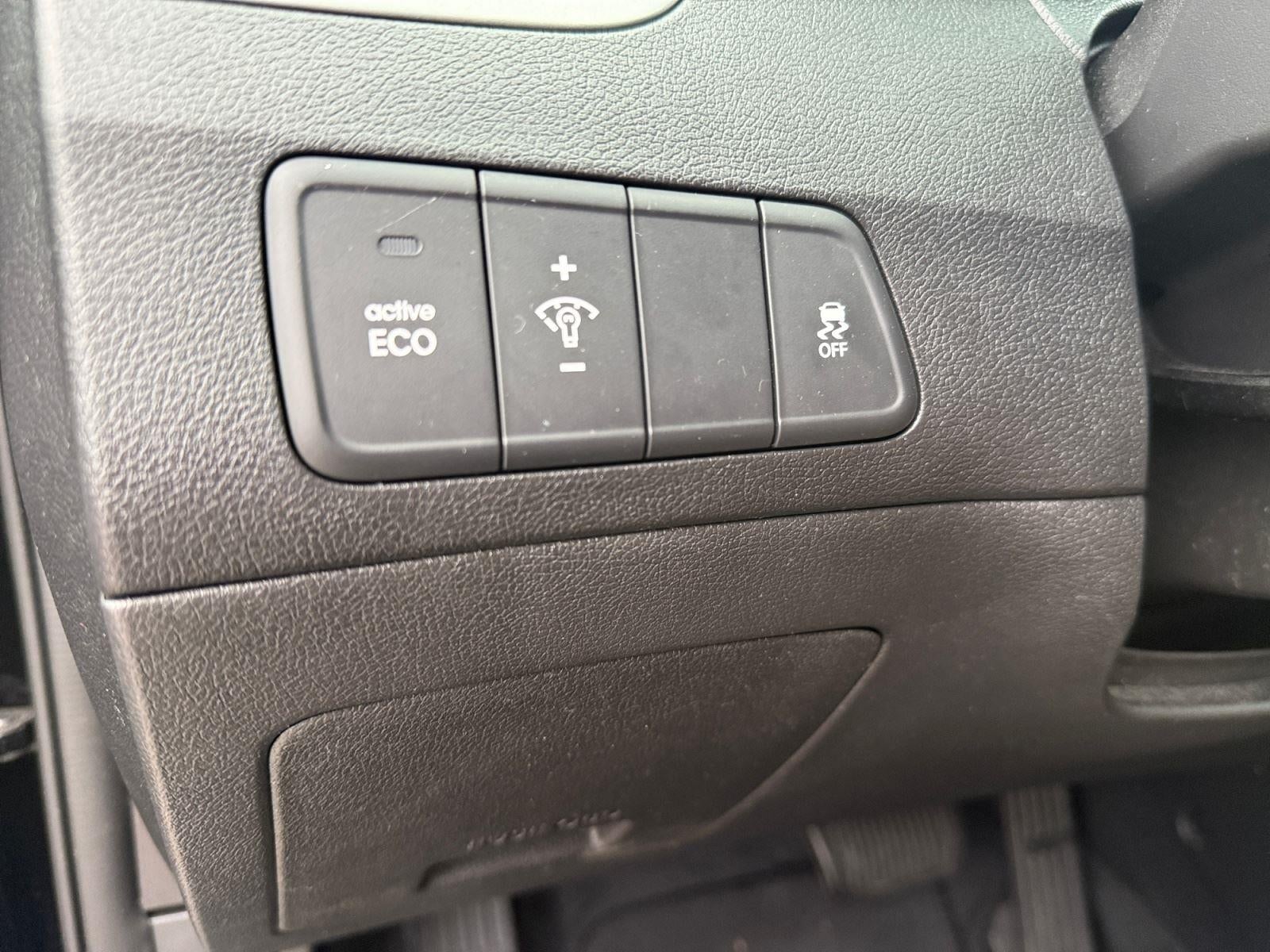 2016 Hyundai ELANTRA Value Edition