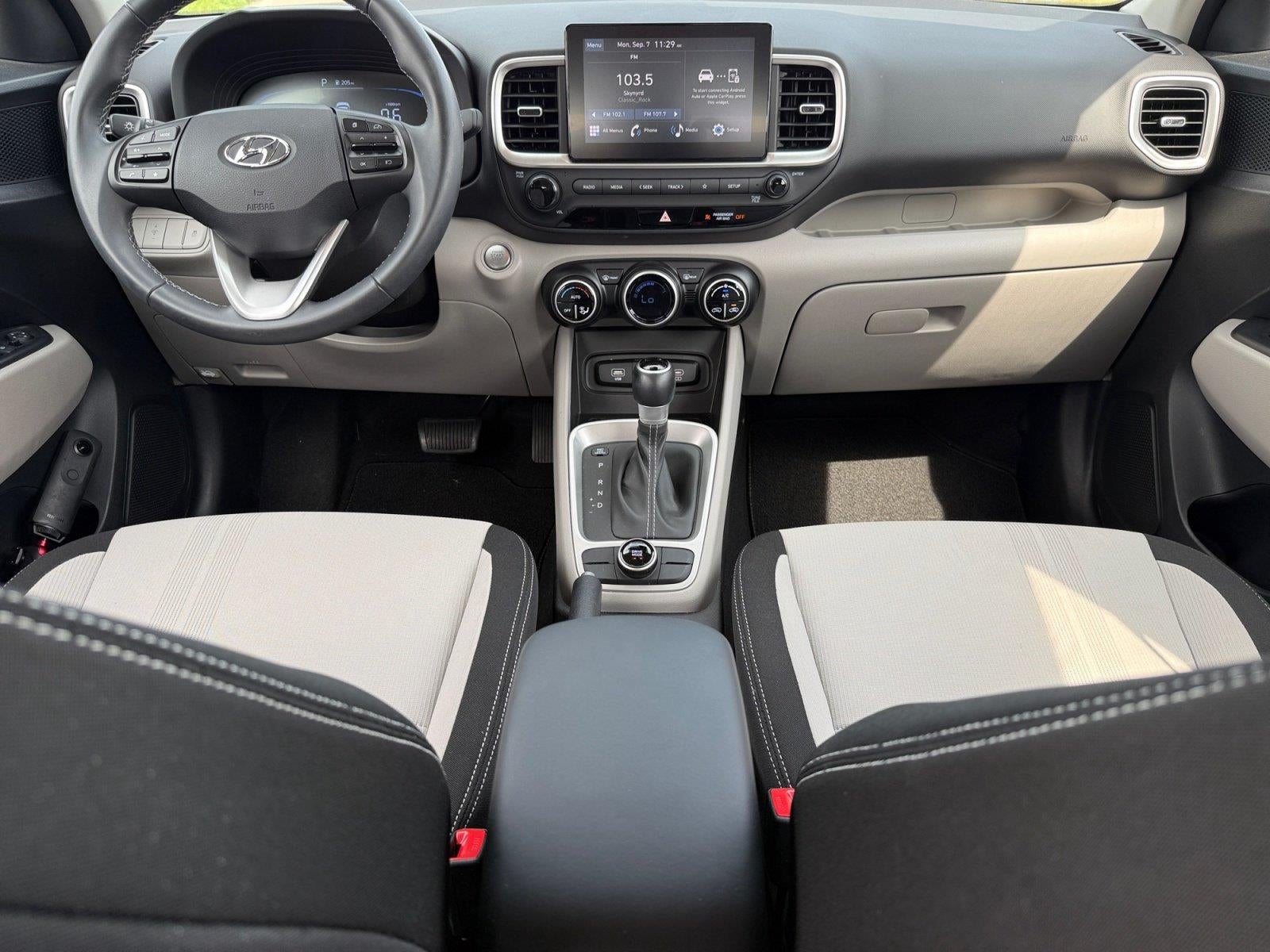 2024 Hyundai Venue SEL