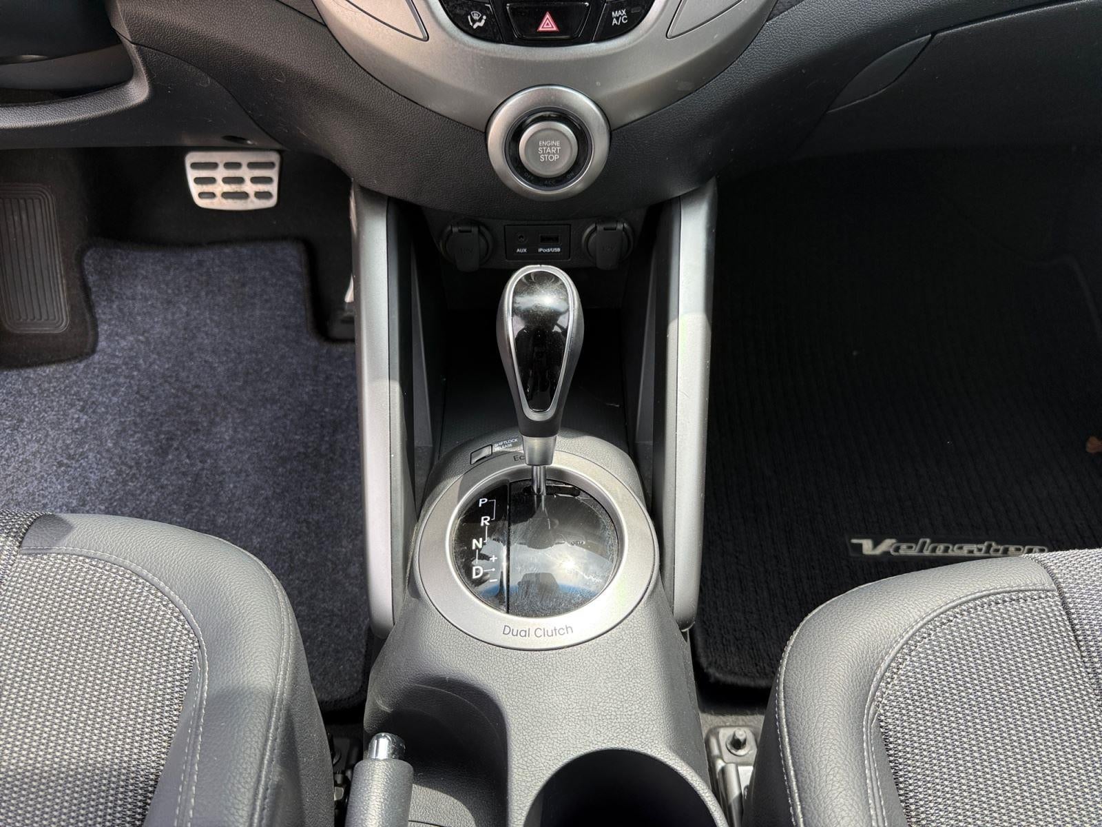 2012 Hyundai Veloster w/Black Int