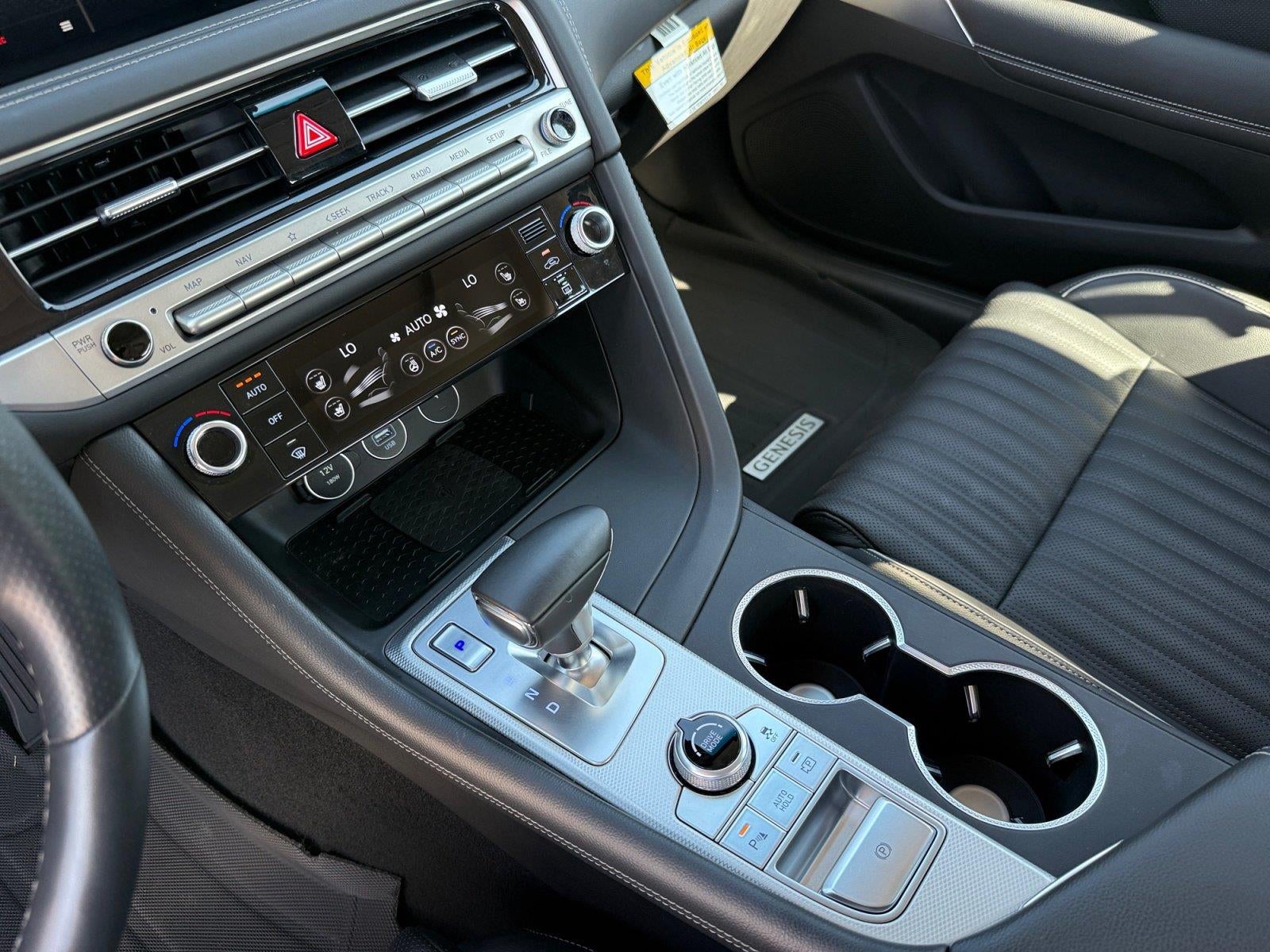 2026 Genesis G70 2.5T Prestige