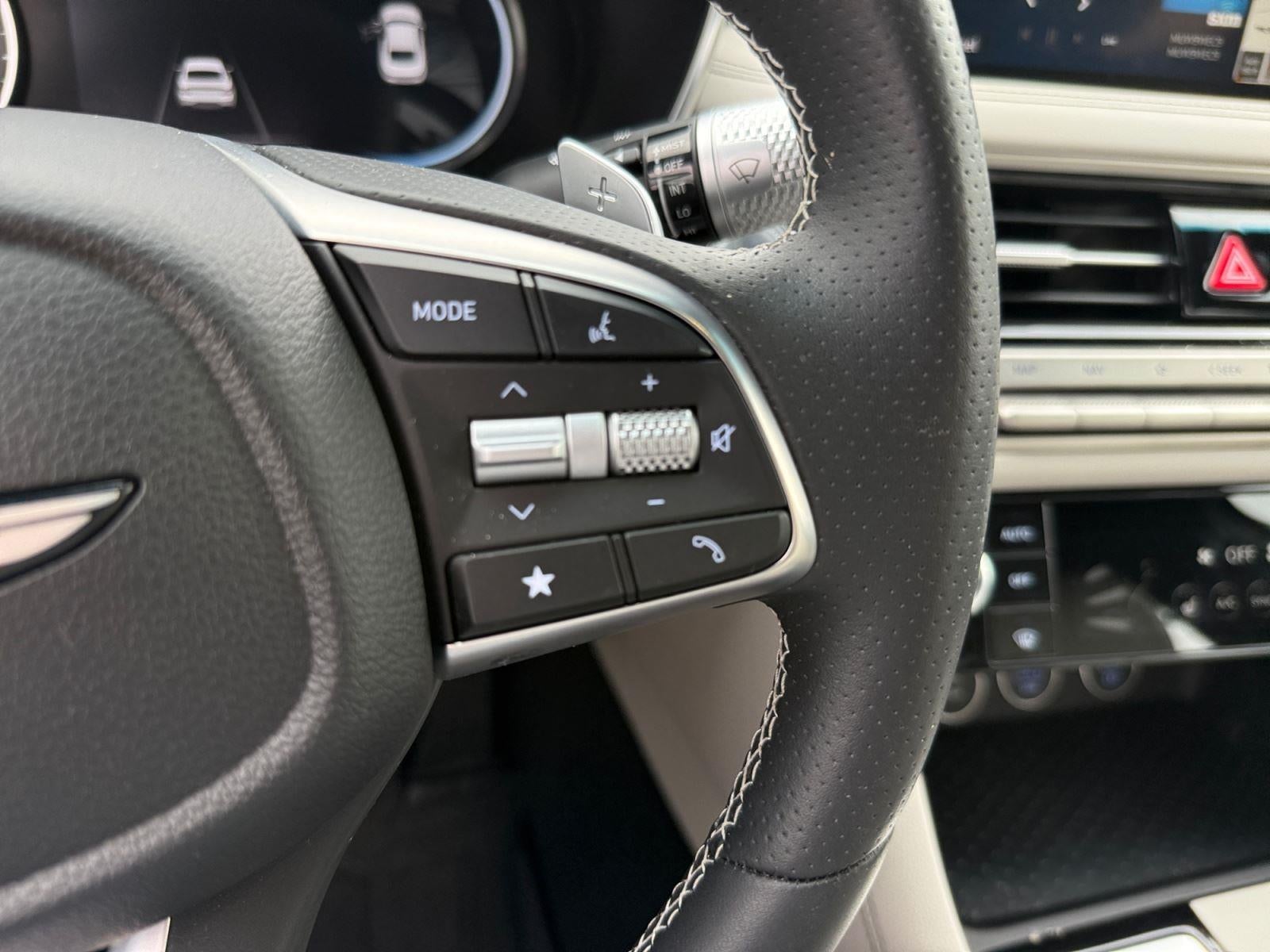 2025 Genesis G70 2.5T