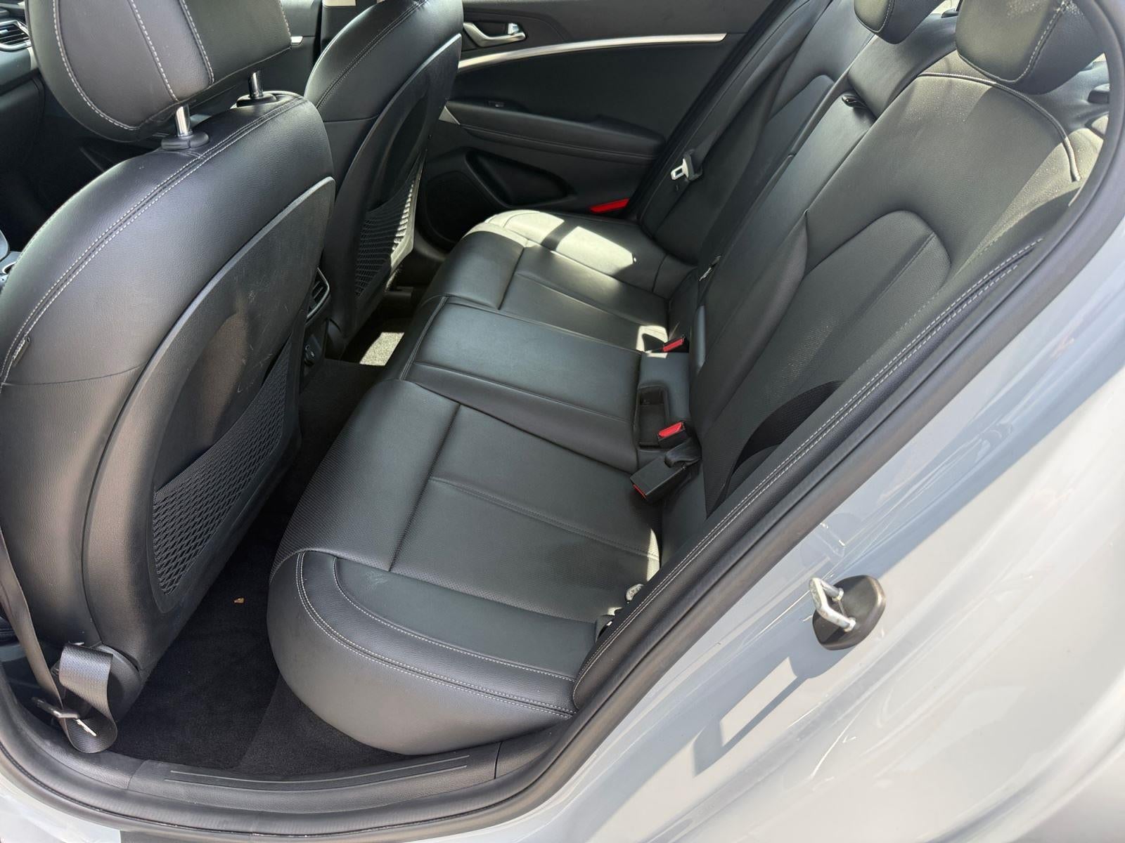 2022 Genesis G70 2.0T