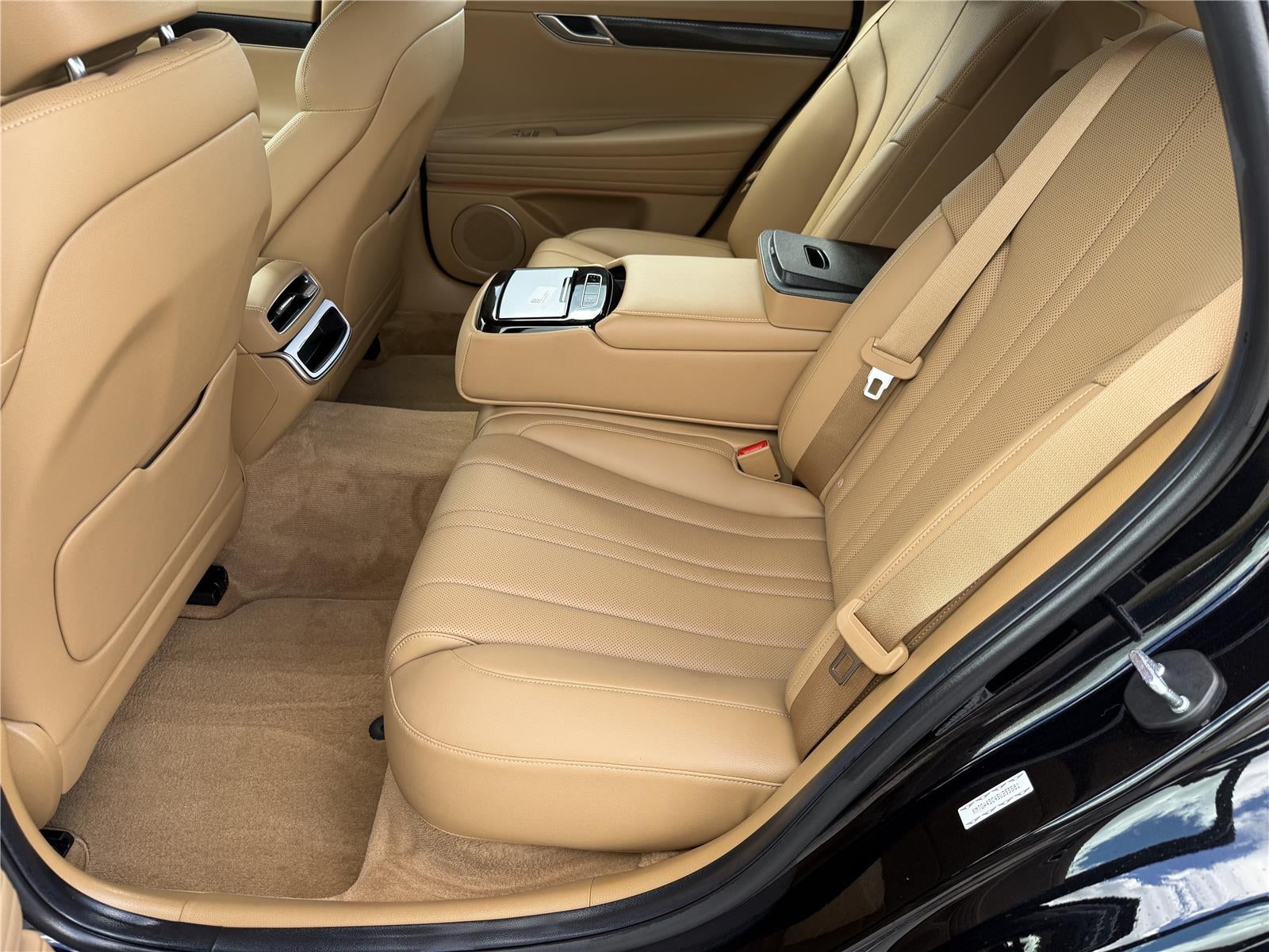 2025 Genesis G80 2.5T