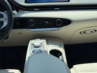 2022 Genesis GV70 2.5T