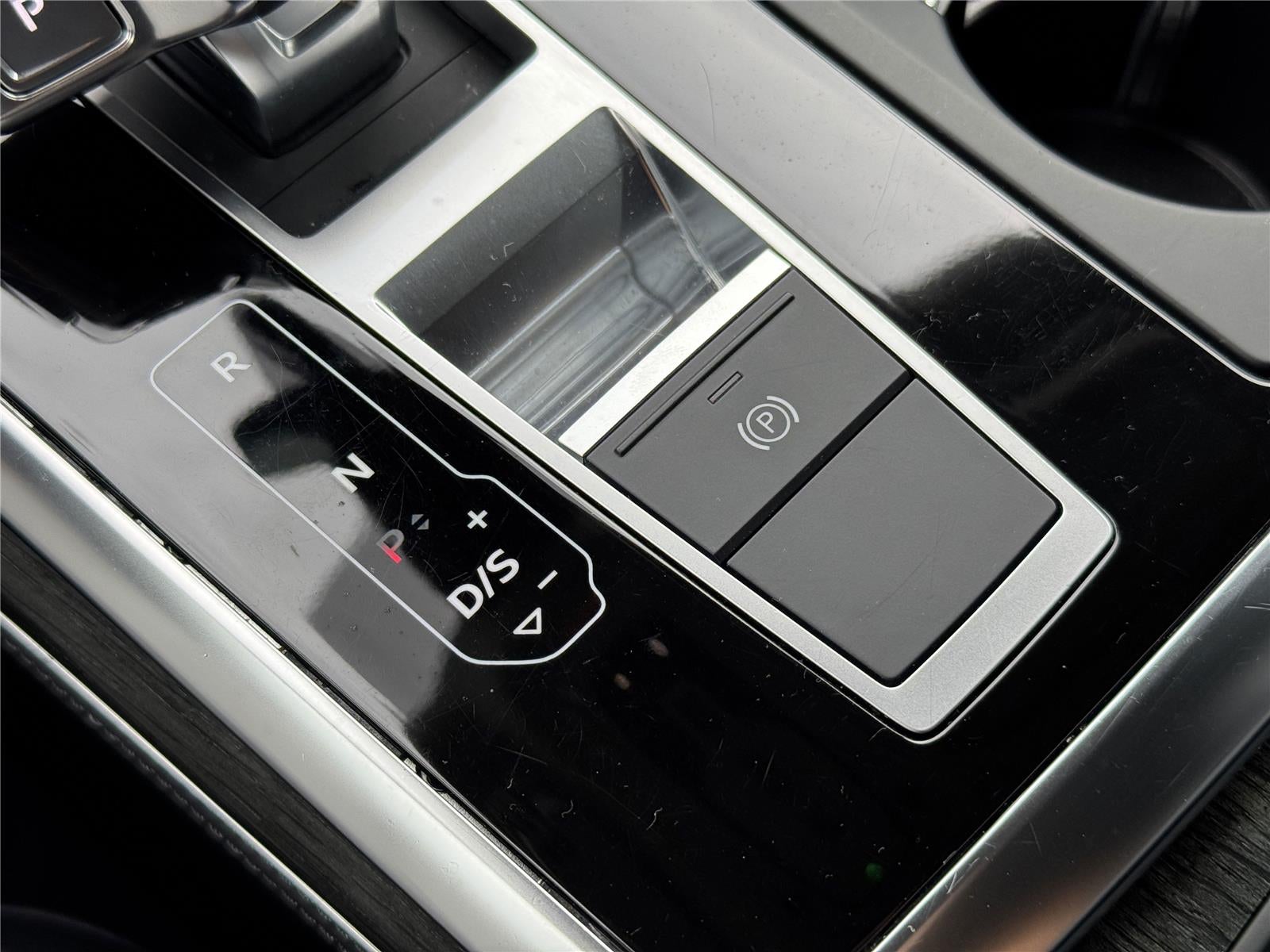 2024 Audi Q7 Premium Plus