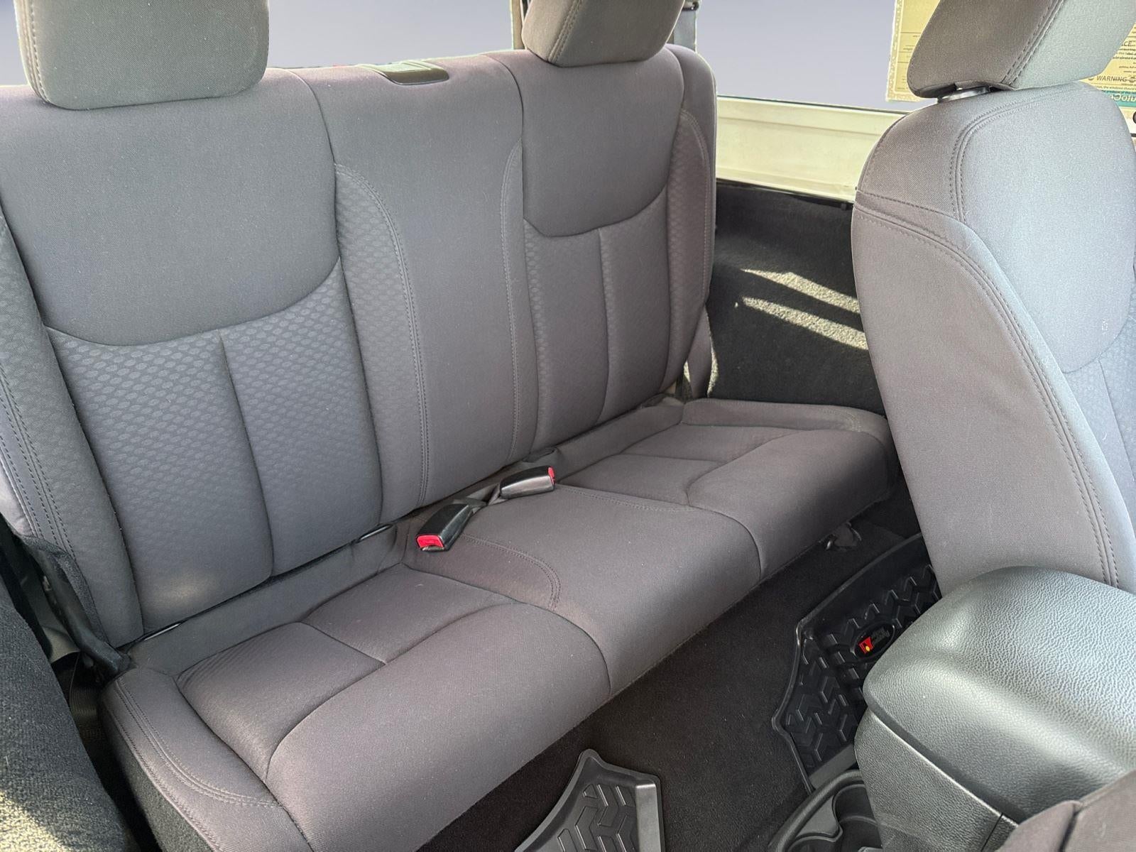 2013 Jeep WRANGLER SPORT